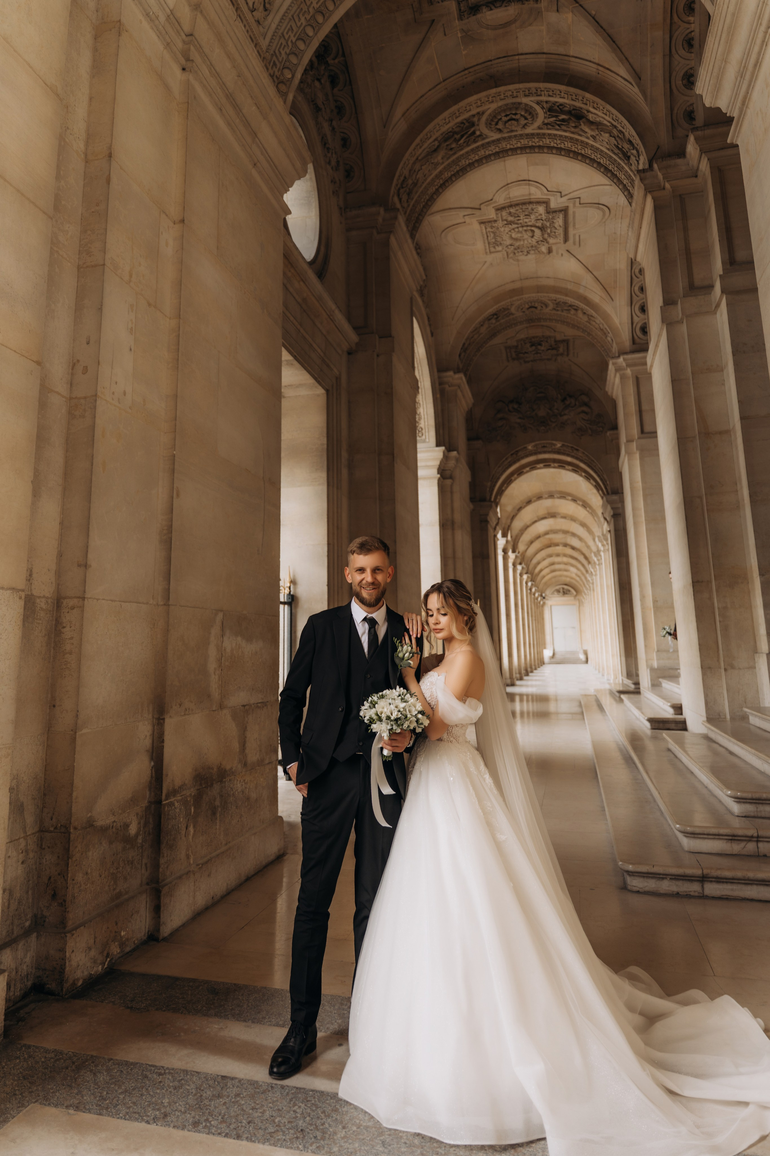 Wedding Day in Paris and Reception. Professional photographer in Paris — Shybitska Iryna