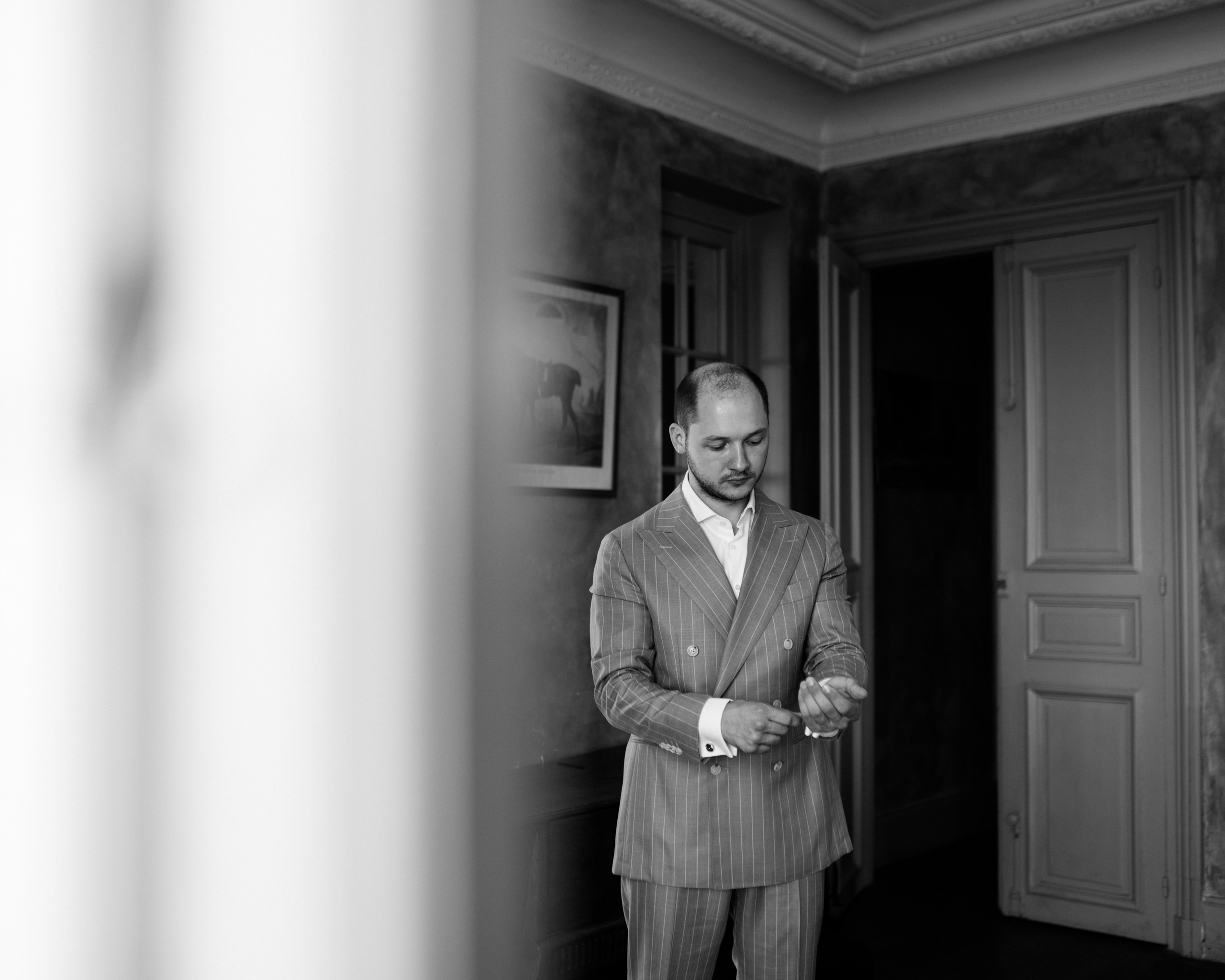 Свадебная фотосессия во французском замке. Professional photographer in Paris — Shybitska Iryna