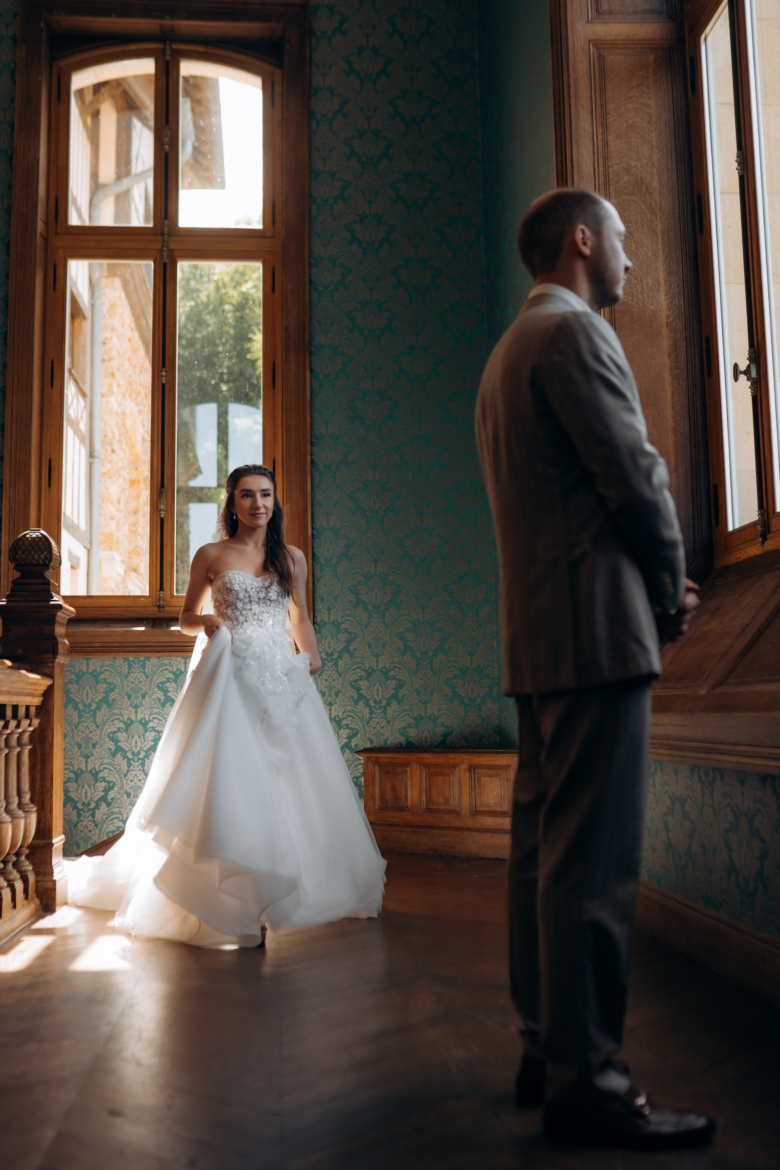 Свадебная фотосессия во французском замке. Professional photographer in Paris — Shybitska Iryna