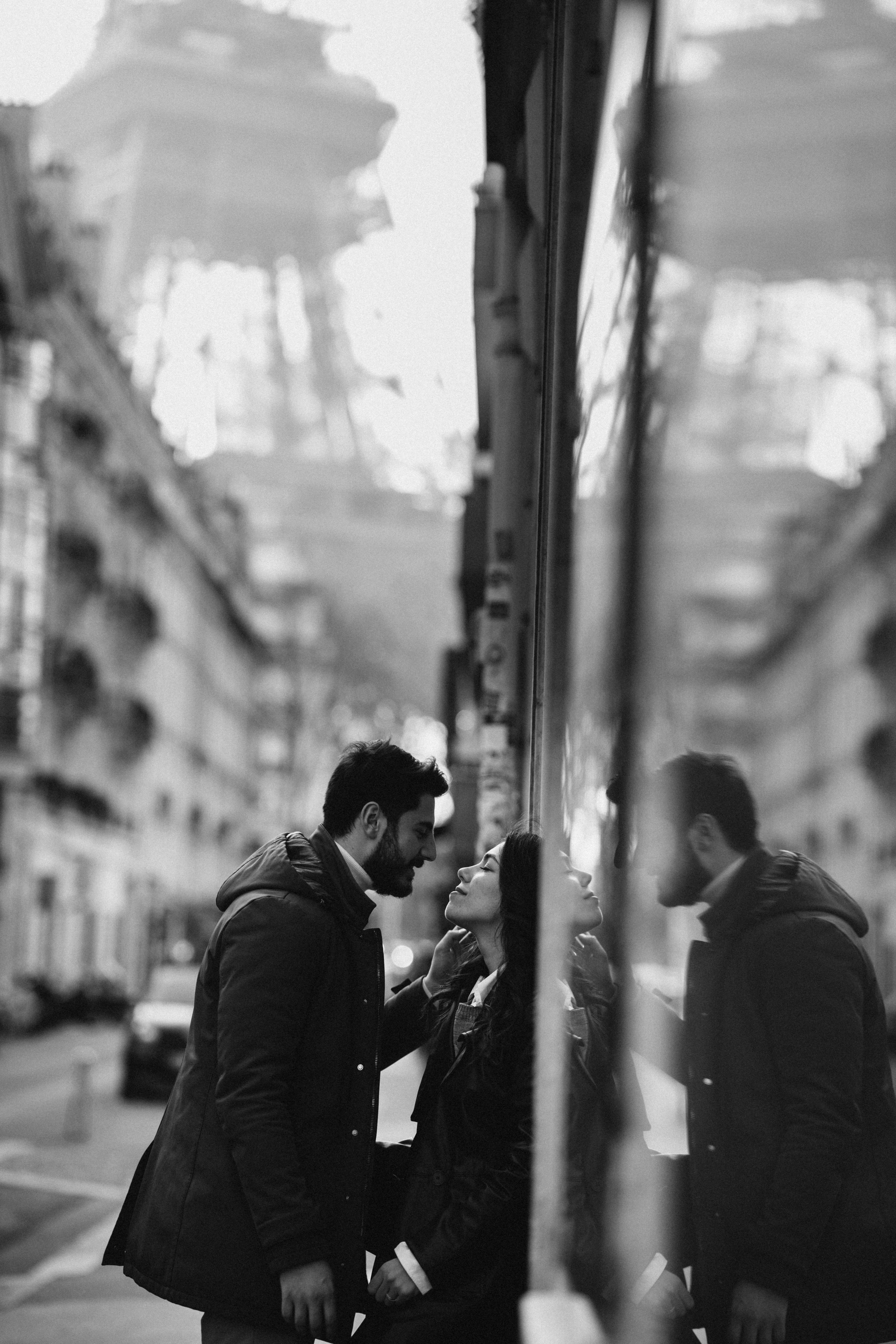 Couple photo shoot — Photoshoot lasts 1.5 hours. Professional photographer in Paris — Shybitska Iryna