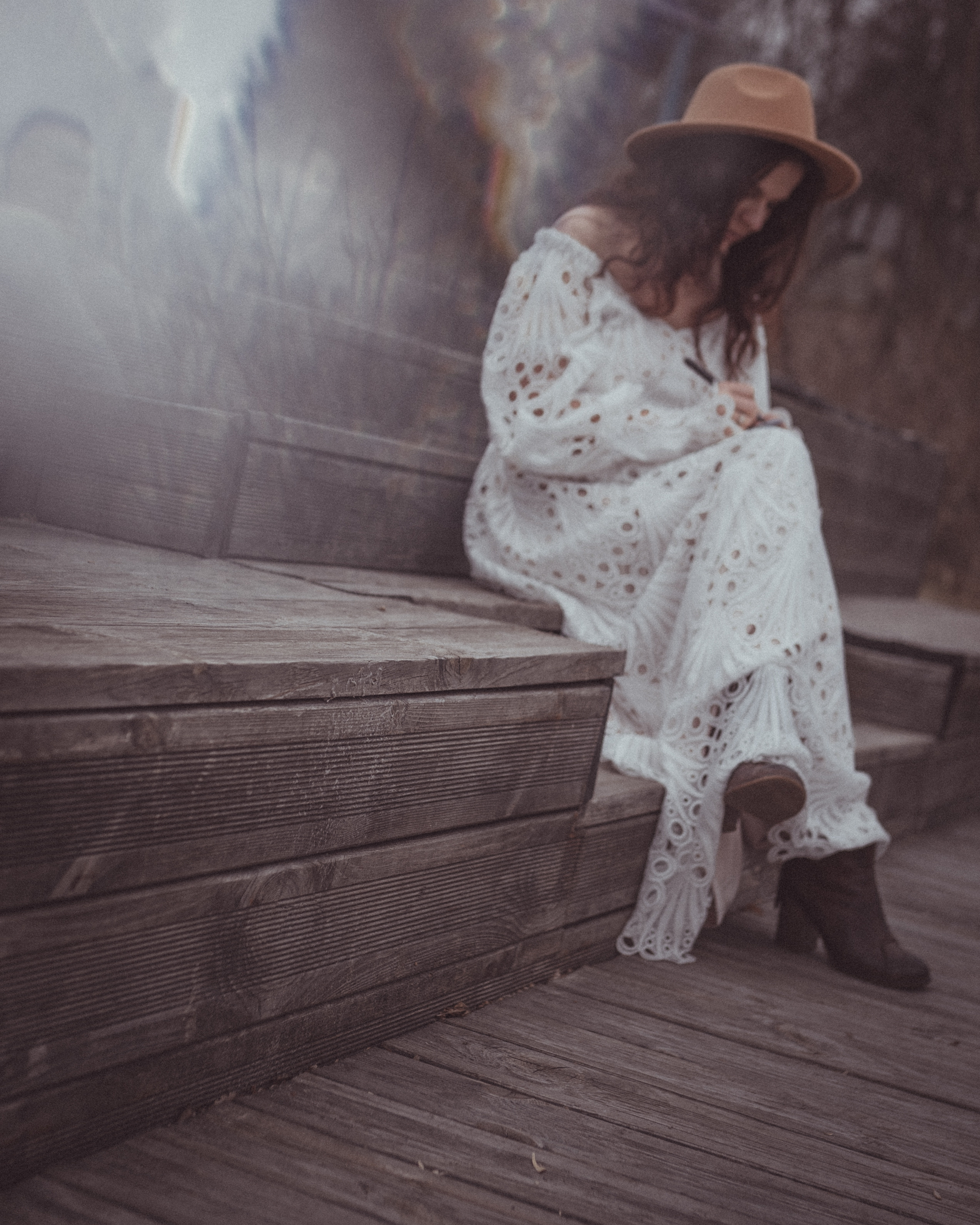 У озера. Professional photographer in Paris — Shybitska Iryna