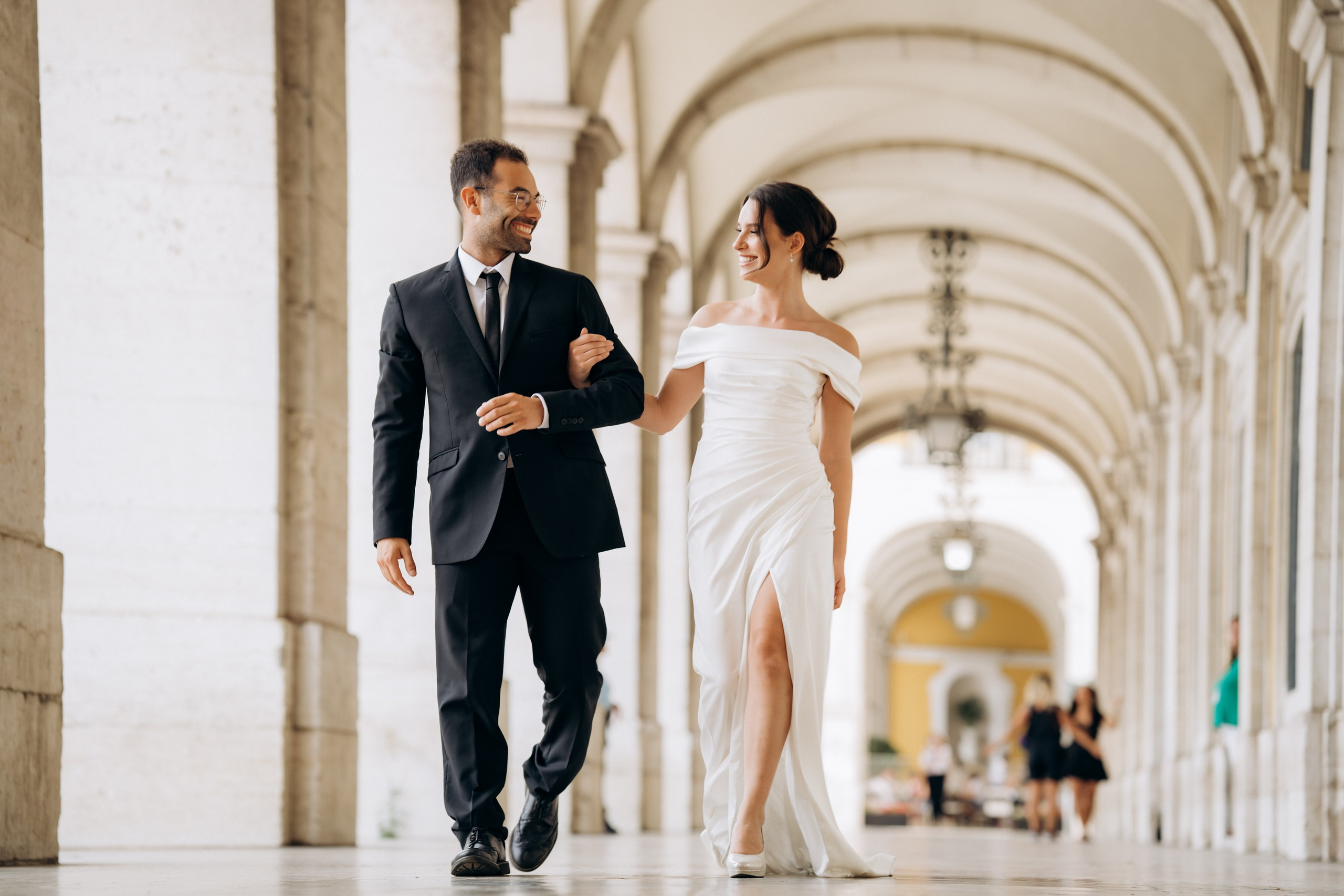 Wedding photo shoot. Professional photographer in Paris — Shybitska Iryna