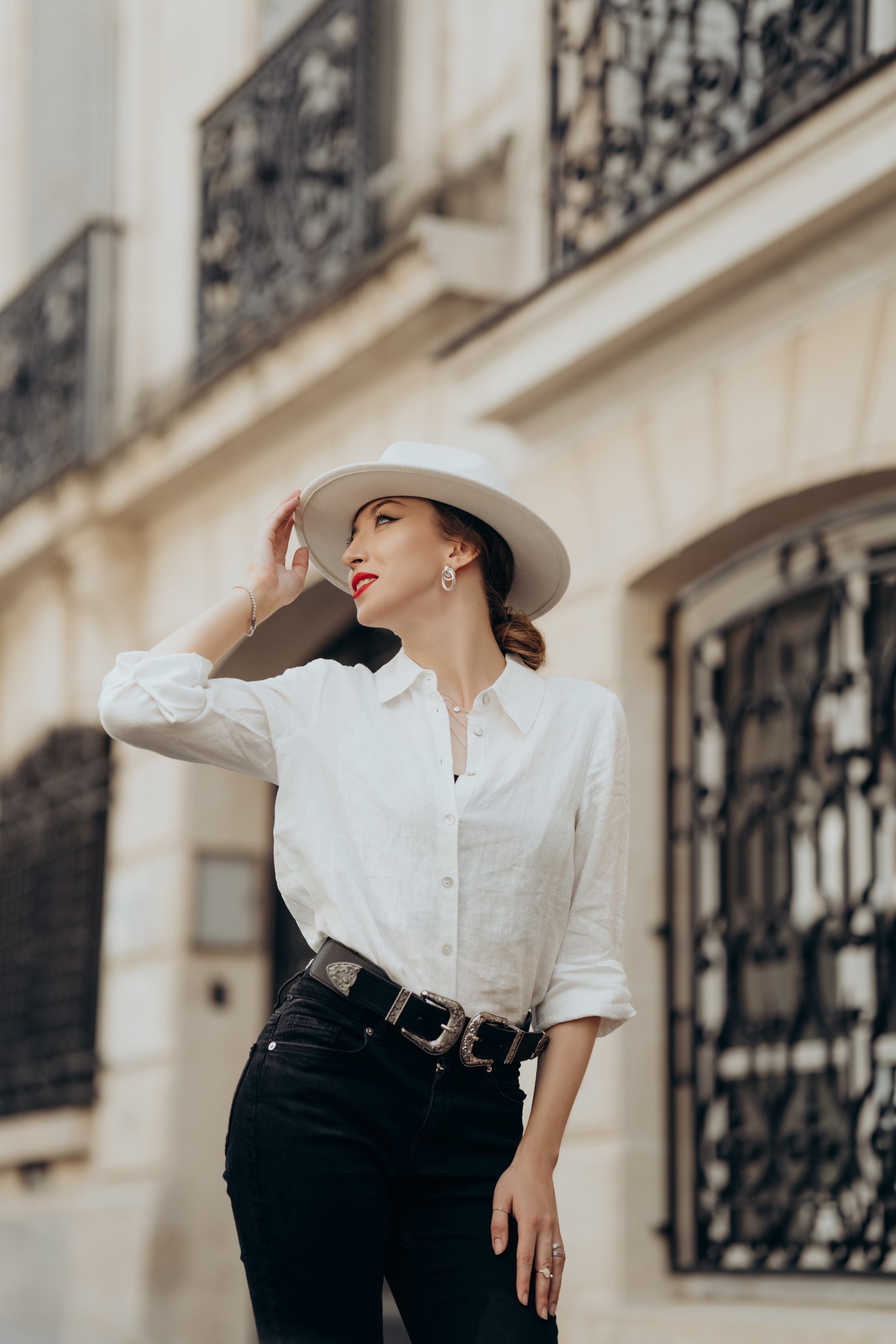 Photo shoot on the streets of Paris. Professional photographer in Paris — Shybitska Iryna