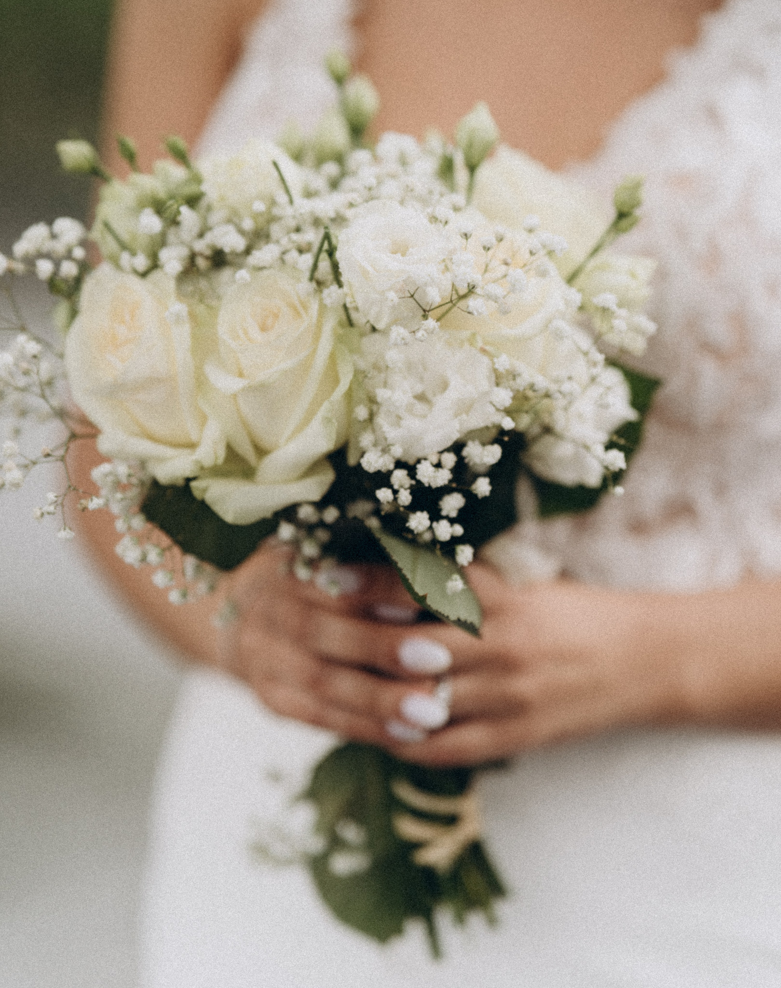 Wedding photo shoot in France_Cabriolet_Paris. Professional photographer in Paris — Shybitska Iryna