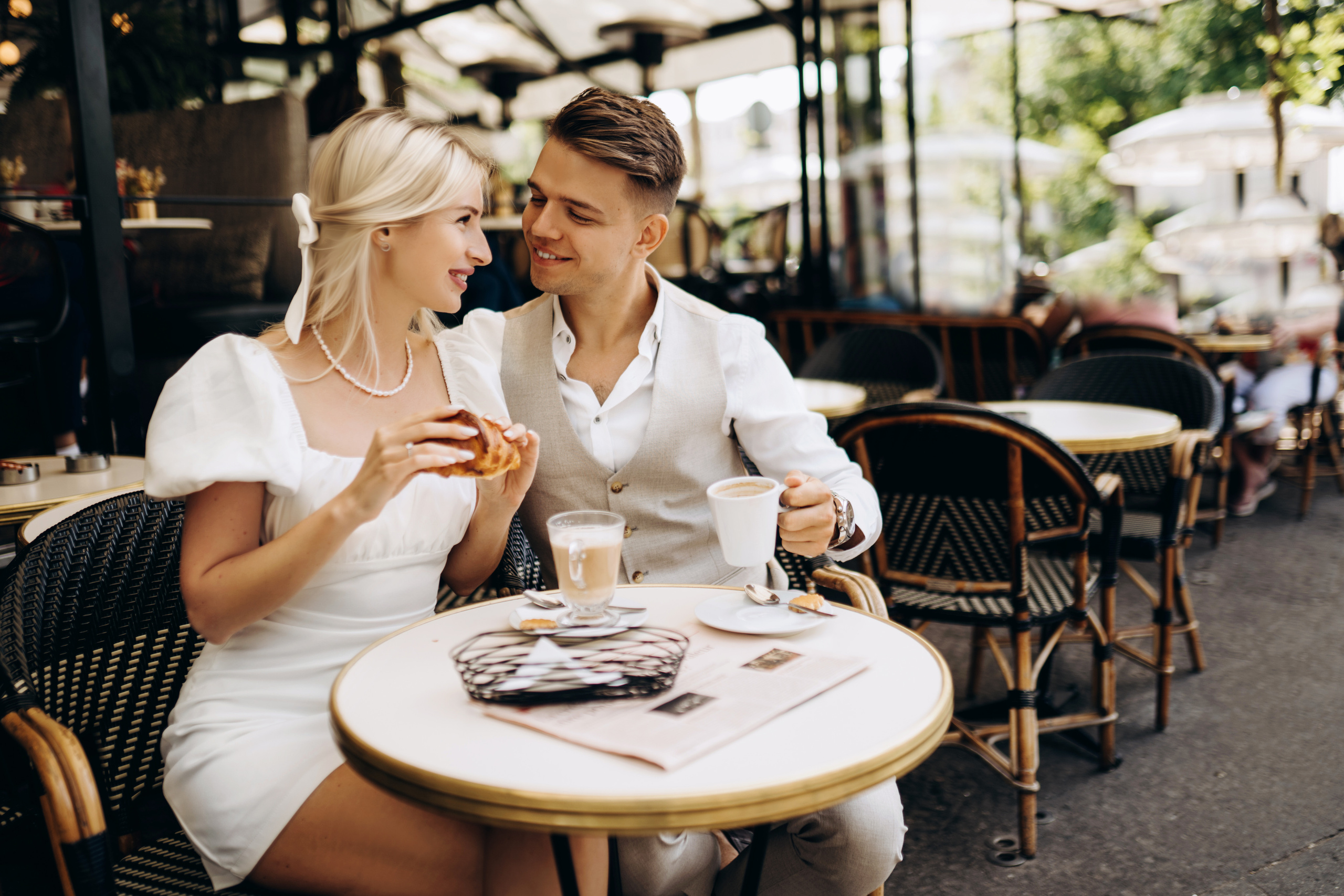 фотосессия_с_круасаном_в_париже