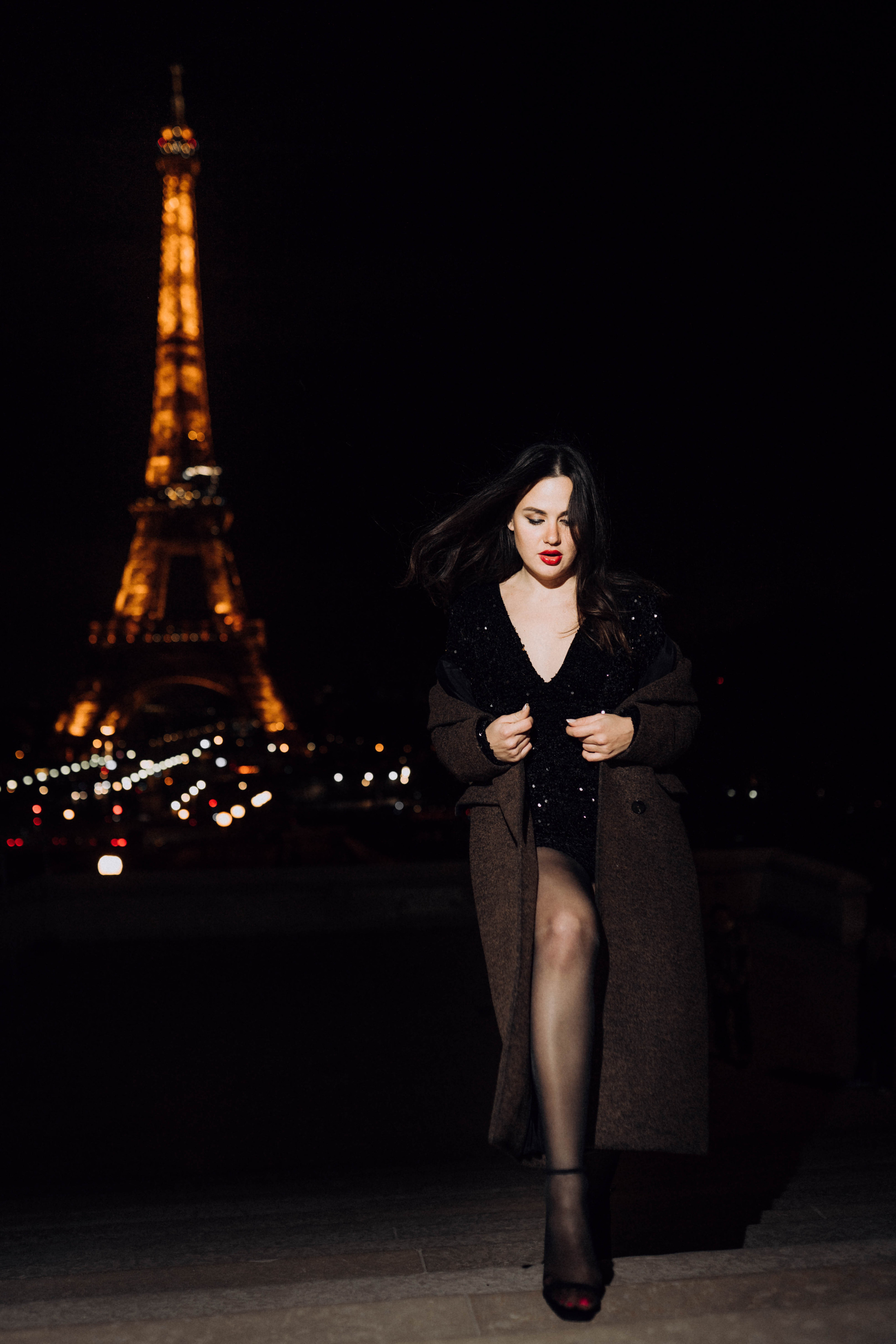Night photo session in Paris. Professional photographer in Paris — Shybitska Iryna