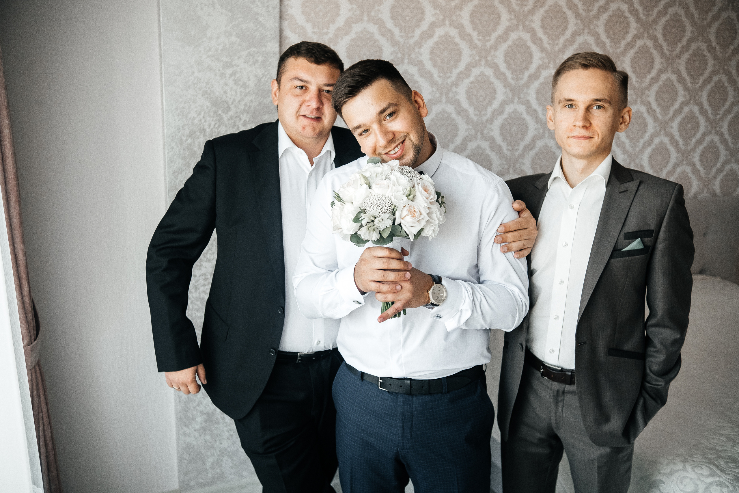 Плотиця Олександр. Весільний та сімейний фотограф