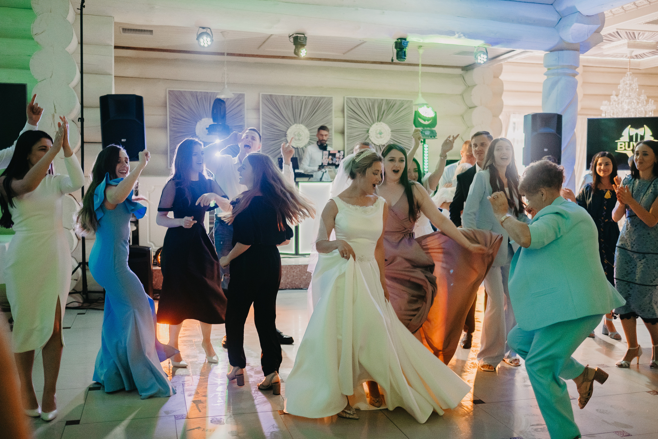 Олександр & Яна. Плотиця Олександр. Весільний та сімейний фотограф