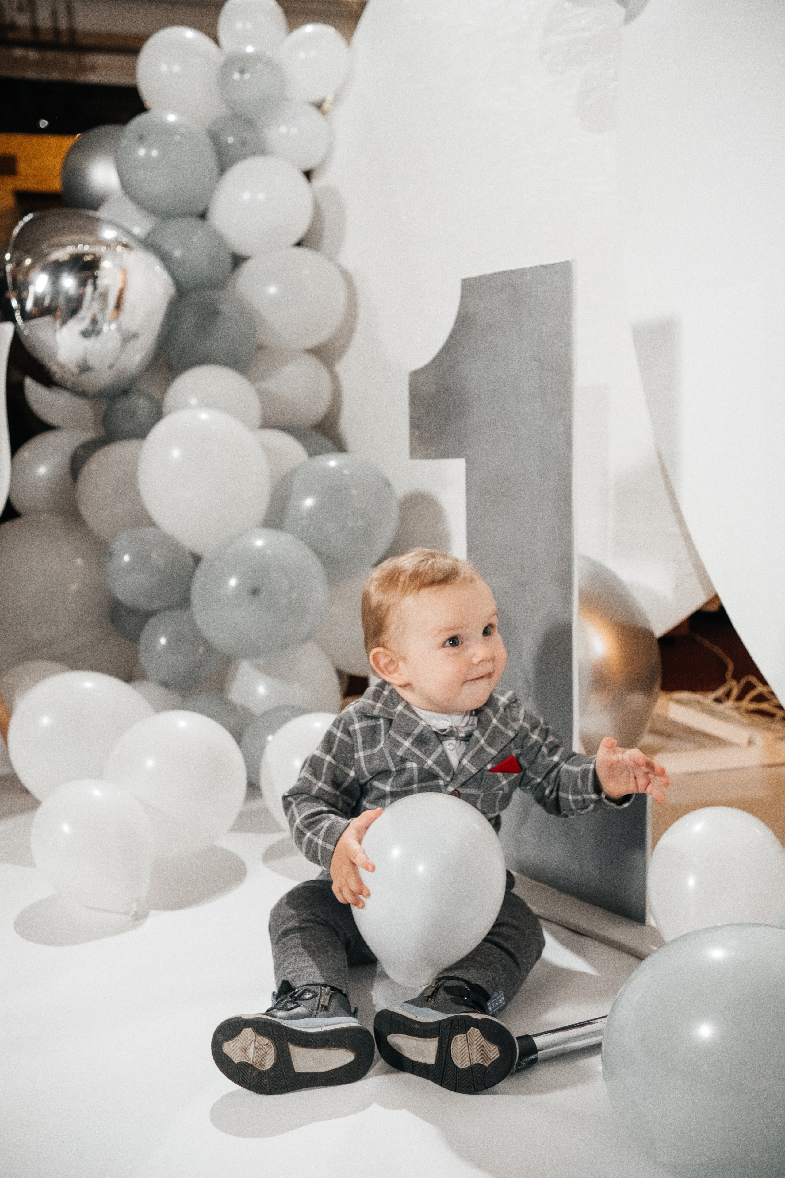 Дані 1. Плотиця Олександр. Весільний та сімейний фотограф