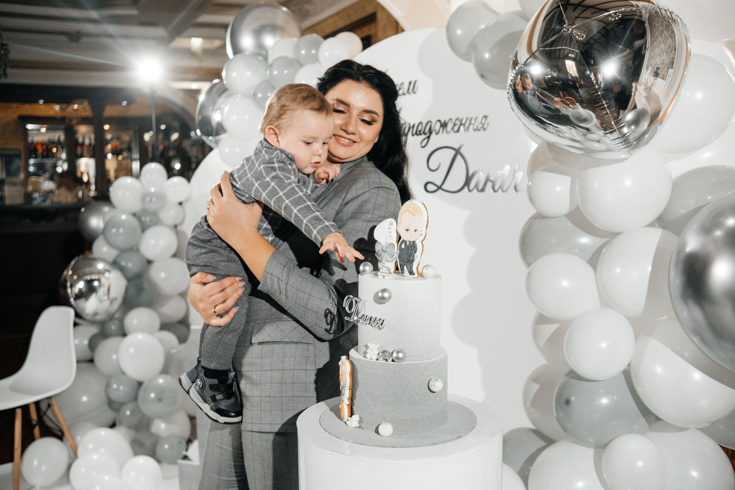 Дані 1. Плотиця Олександр. Весільний та сімейний фотограф