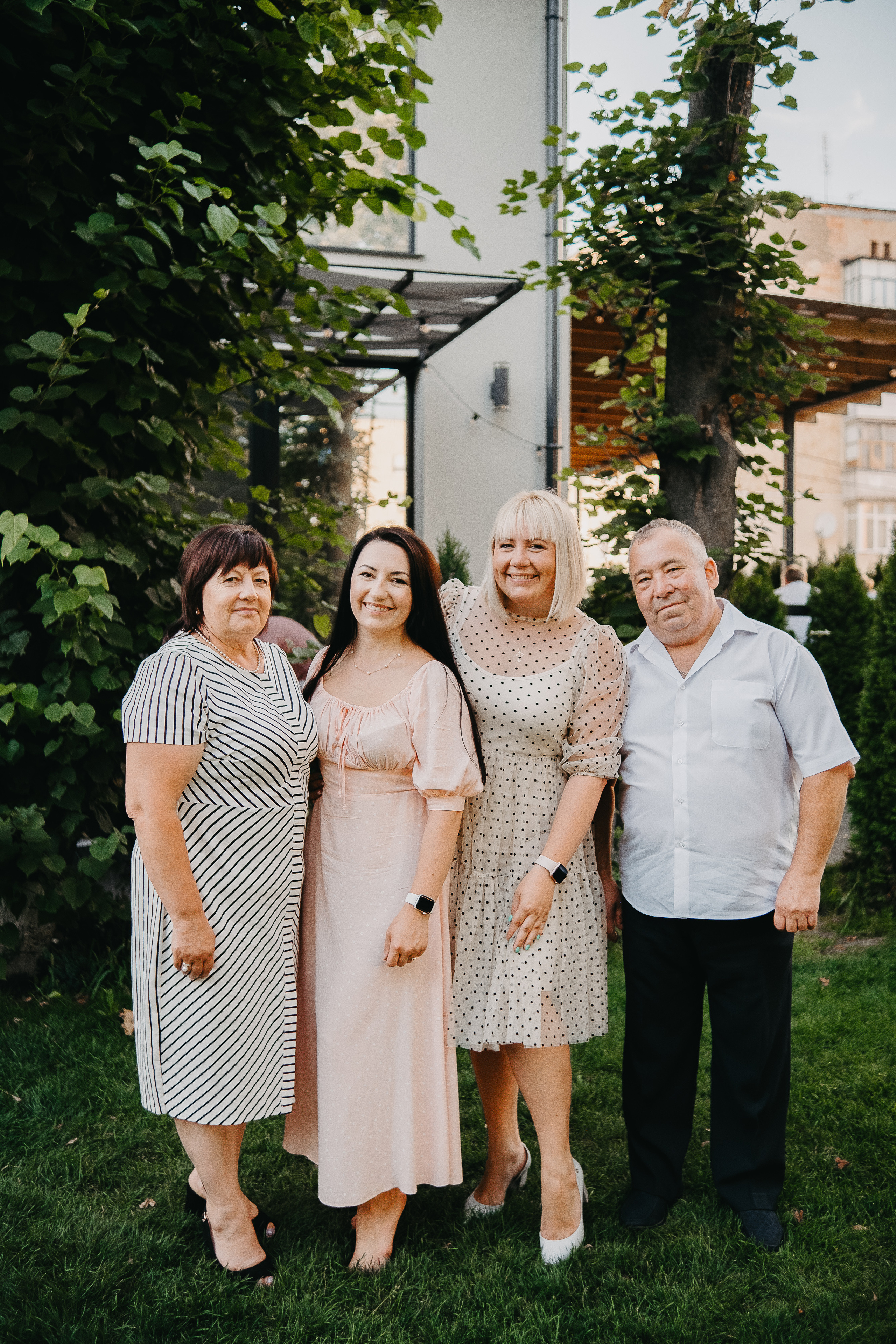 Варі 4. Плотиця Олександр. Весільний та сімейний фотограф