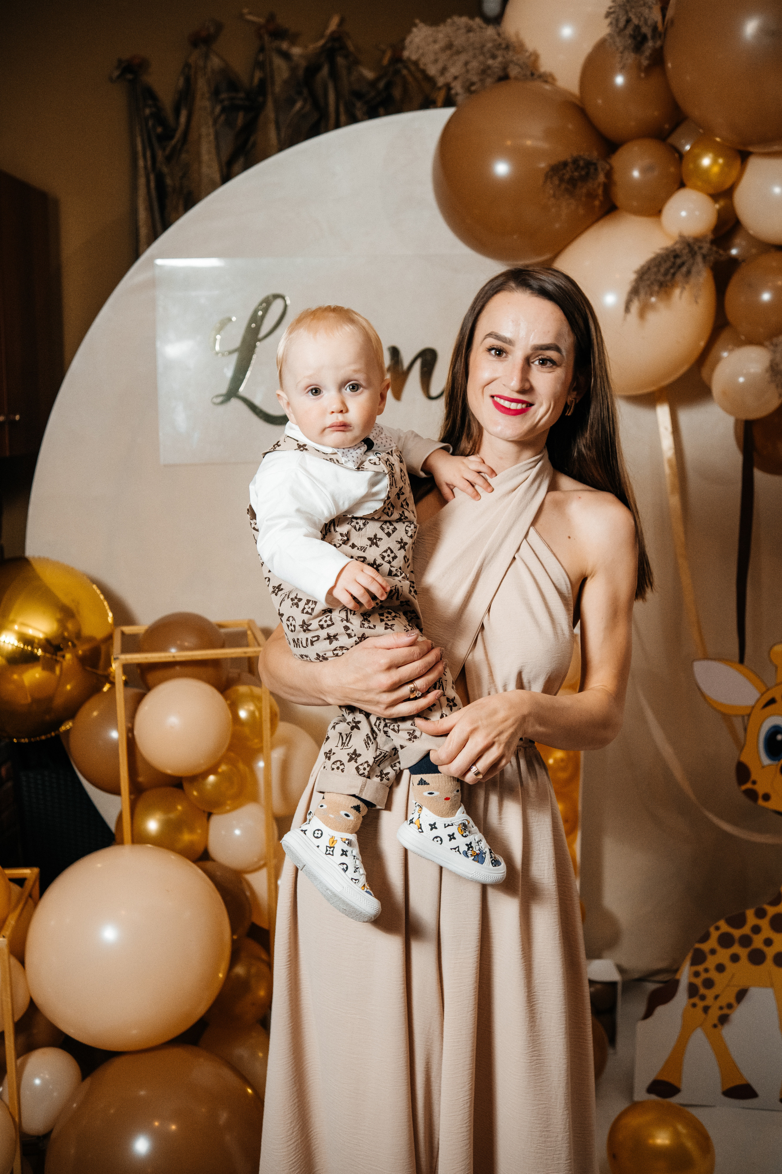 LEON 1 year. Плотиця Олександр. Весільний та сімейний фотограф