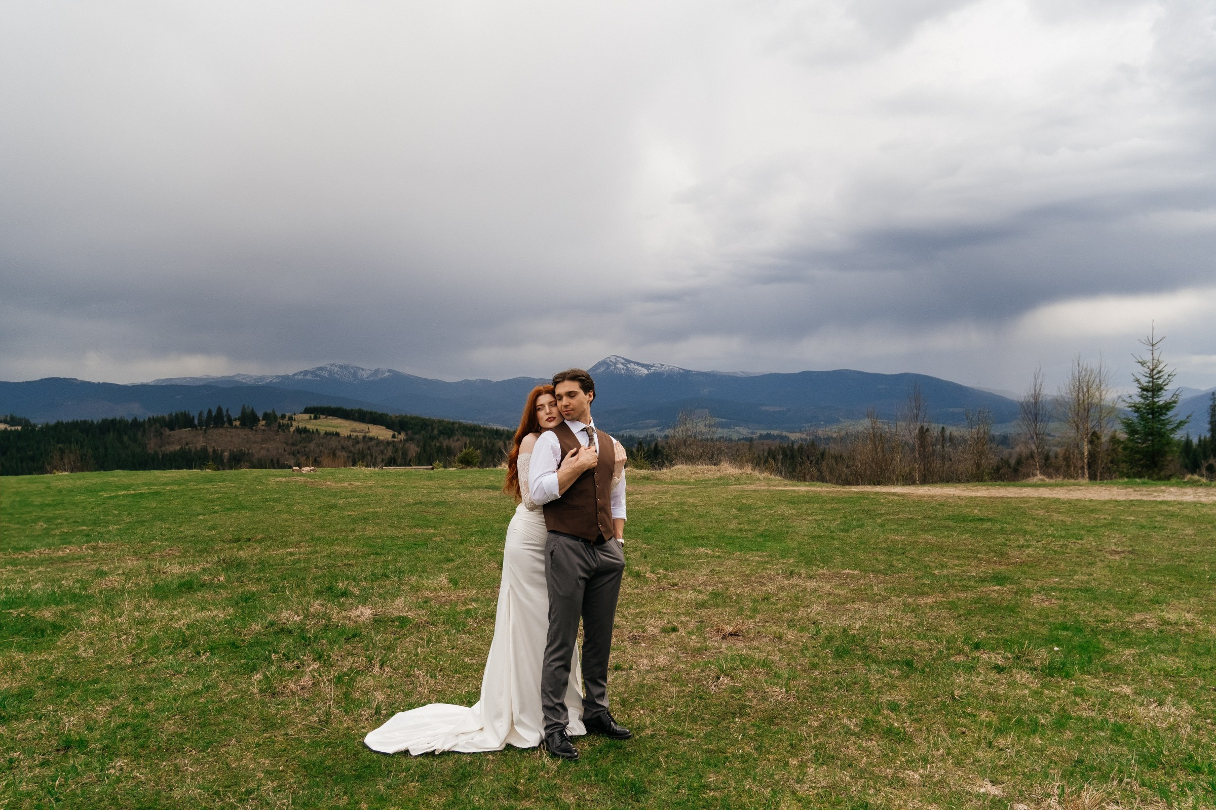 Плотиця Олександр. Весільний та сімейний фотограф