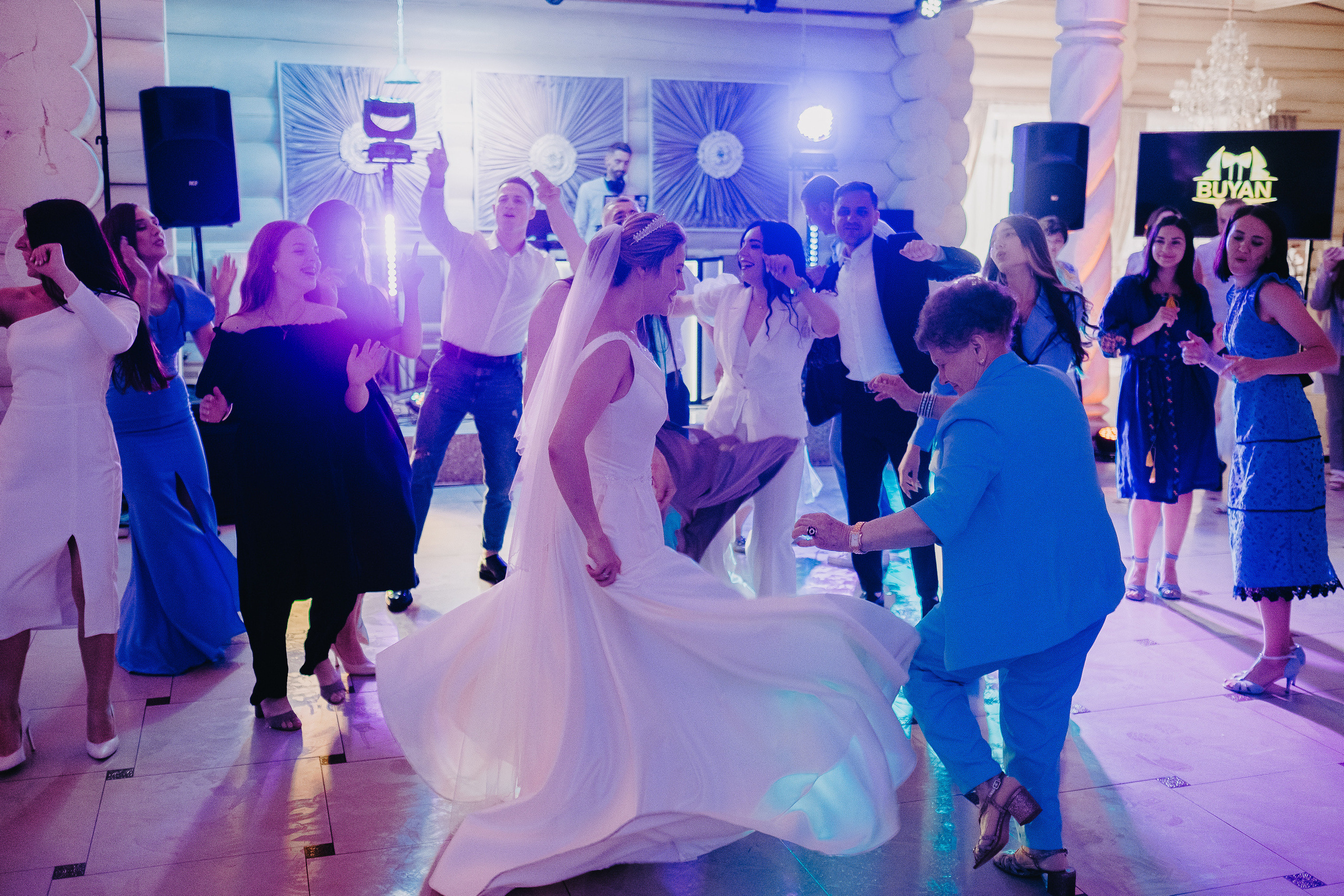 Олександр & Яна. Плотиця Олександр. Весільний та сімейний фотограф