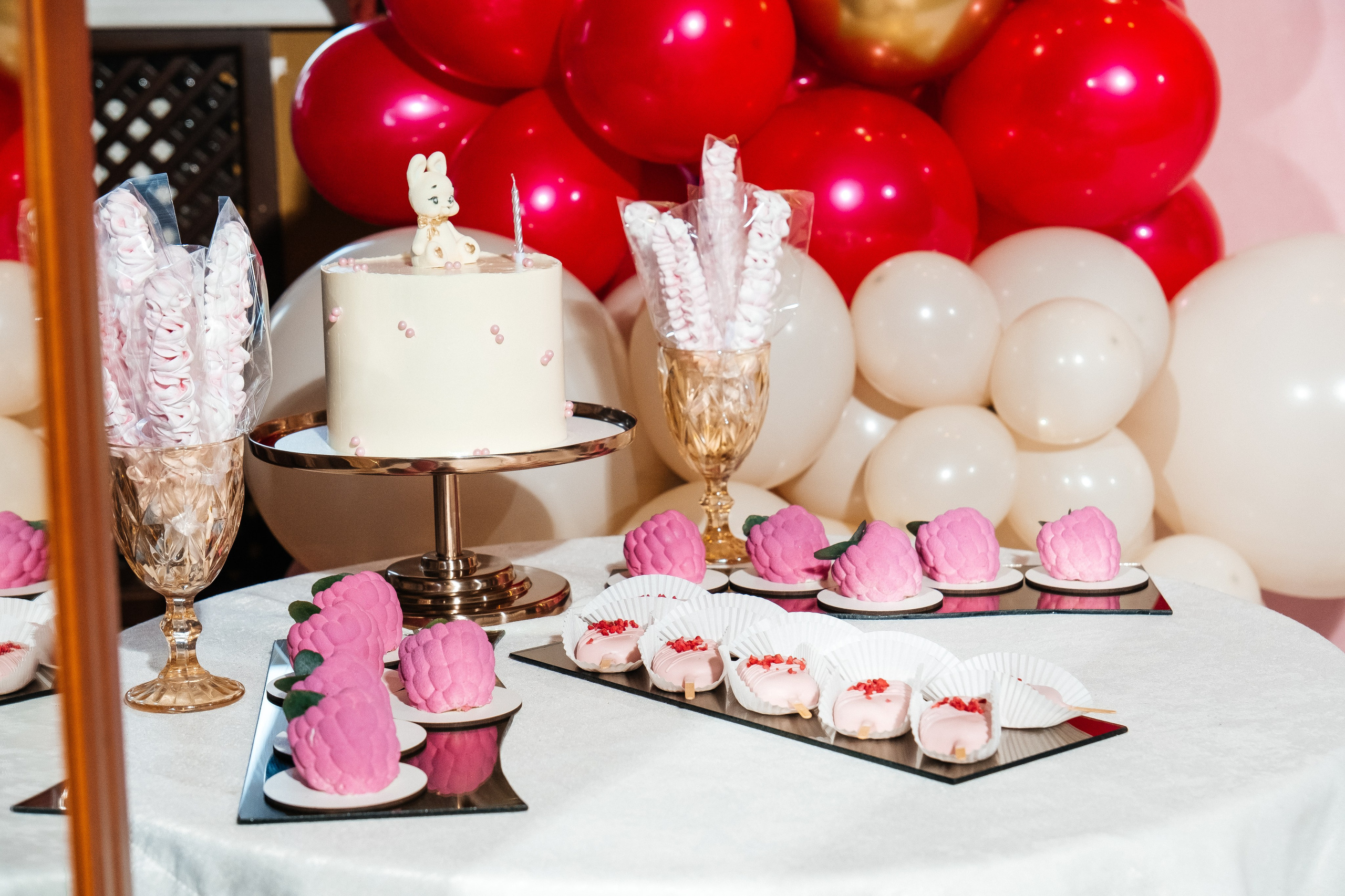 One year. Плотиця Олександр. Весільний та сімейний фотограф