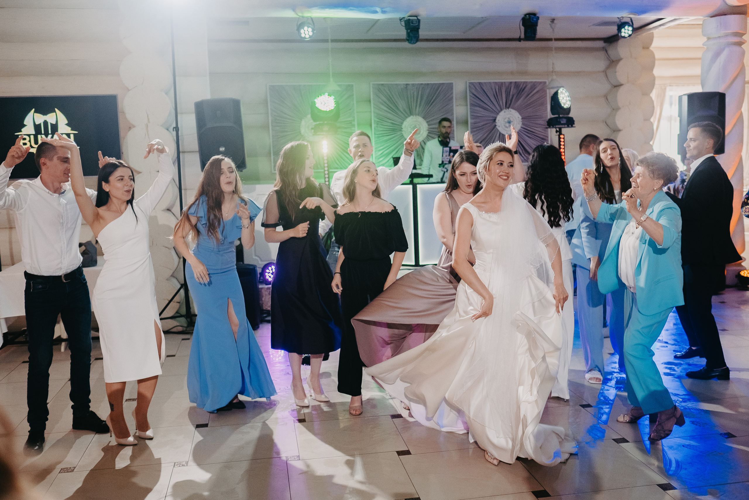 Олександр & Яна. Плотиця Олександр. Весільний та сімейний фотограф