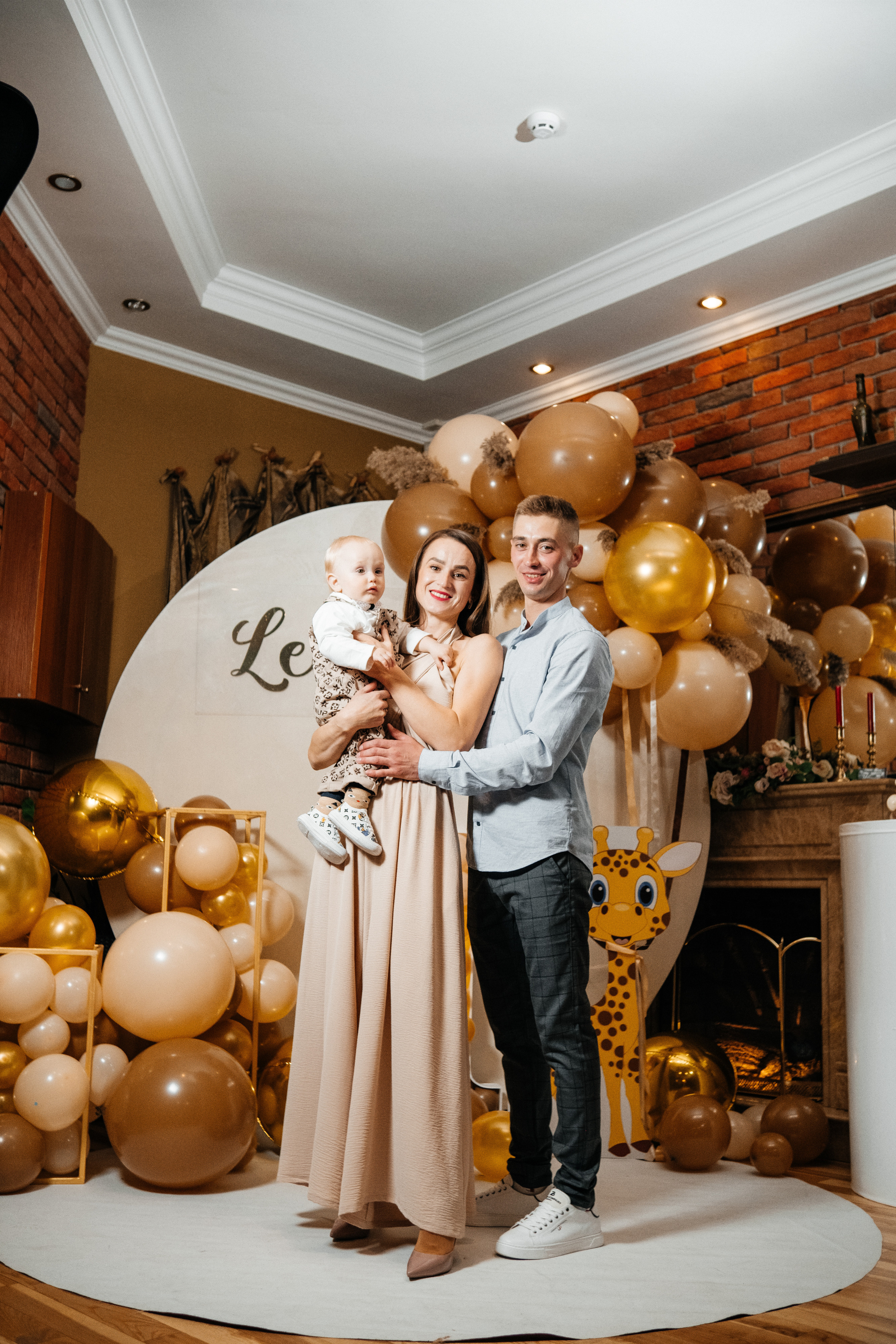 LEON 1 year. Плотиця Олександр. Весільний та сімейний фотограф