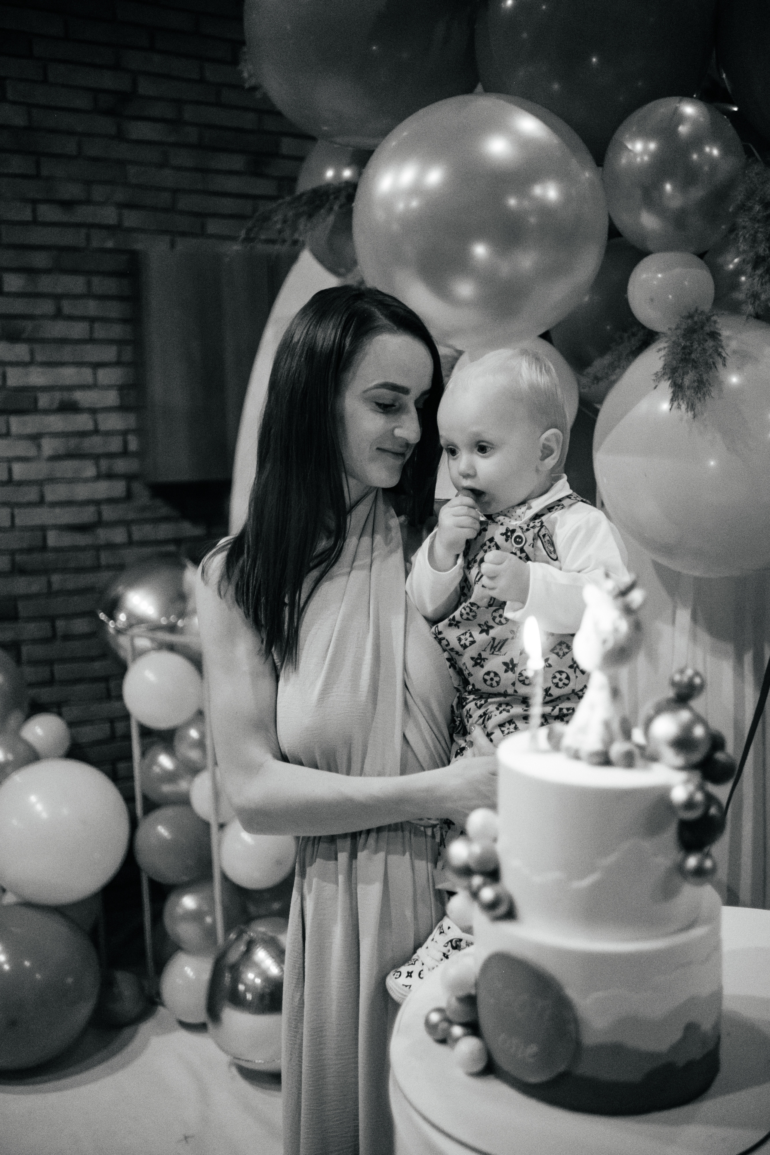 LEON 1 year. Плотиця Олександр. Весільний та сімейний фотограф