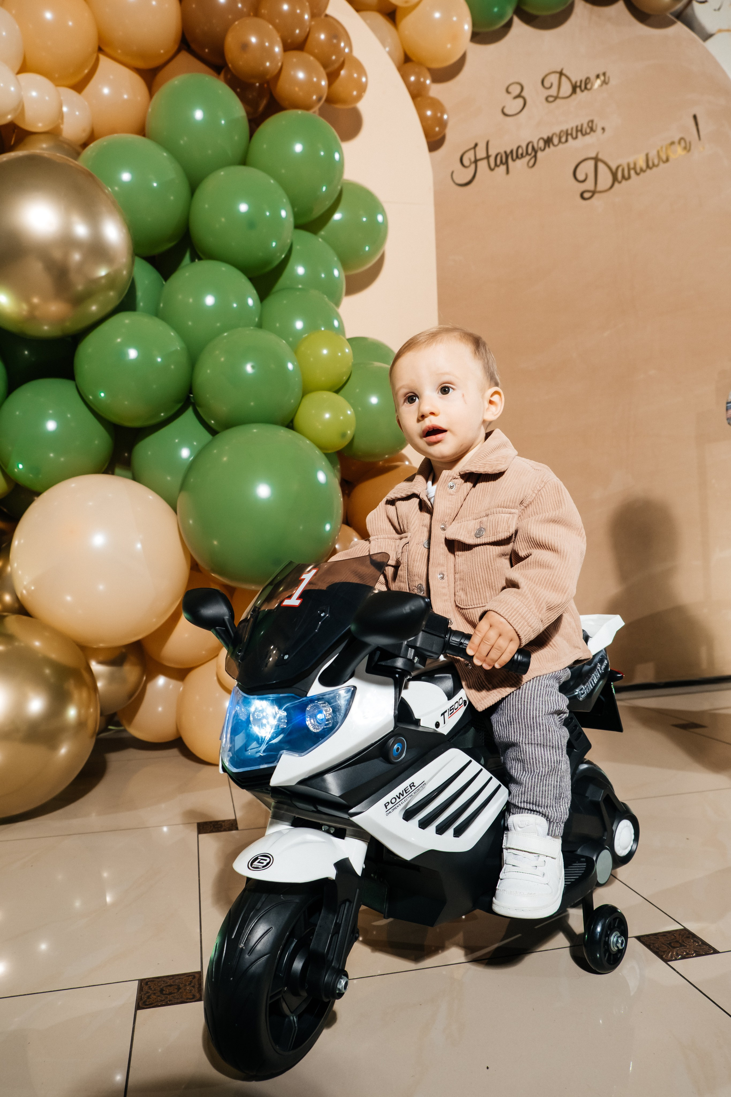 Данилко. Плотиця Олександр. Весільний та сімейний фотограф