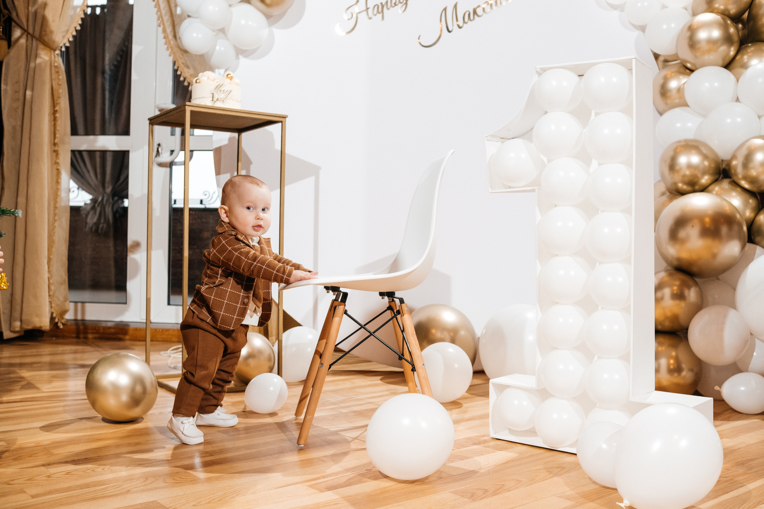 Максу 1. Плотиця Олександр. Весільний та сімейний фотограф