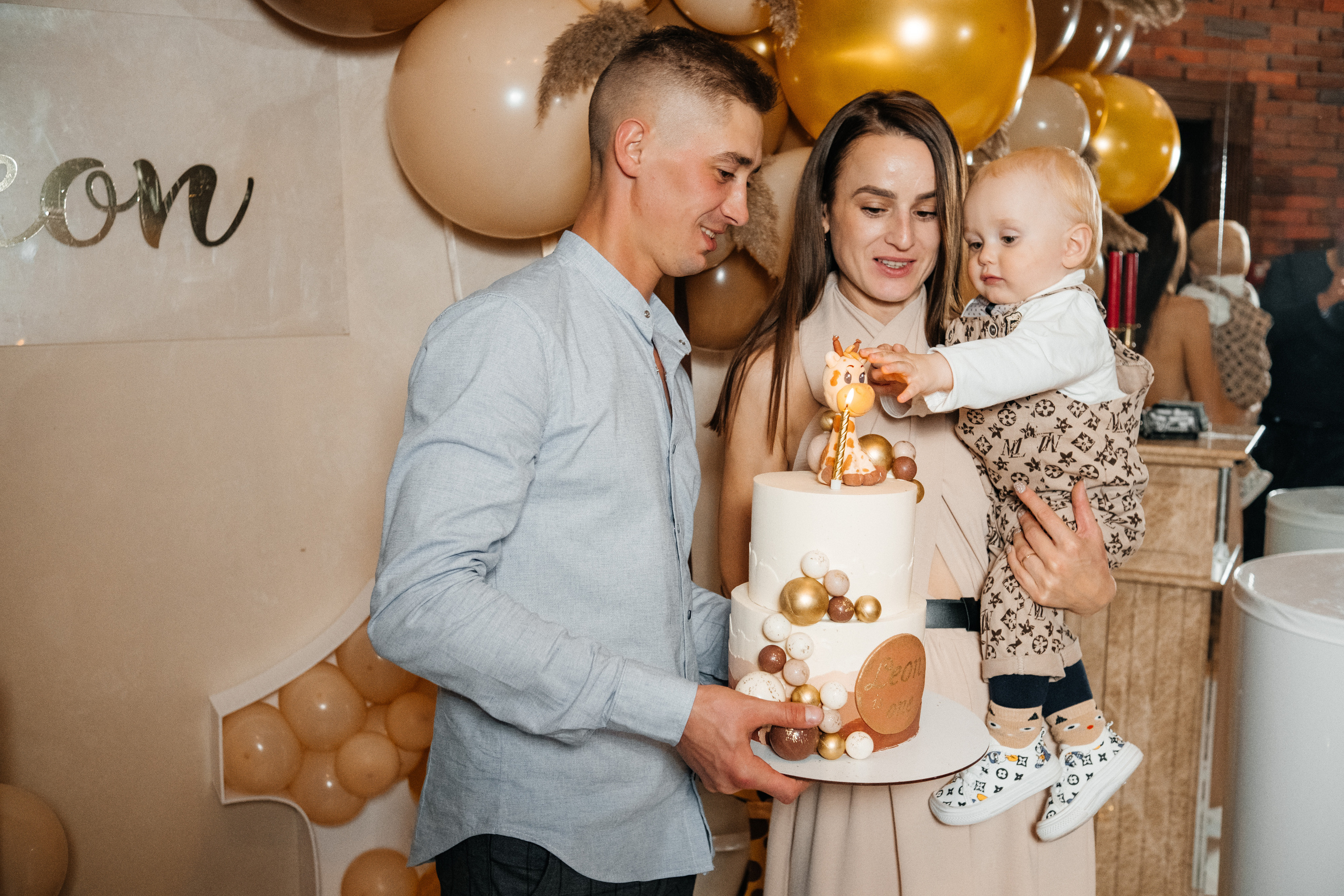 LEON 1 year. Плотиця Олександр. Весільний та сімейний фотограф