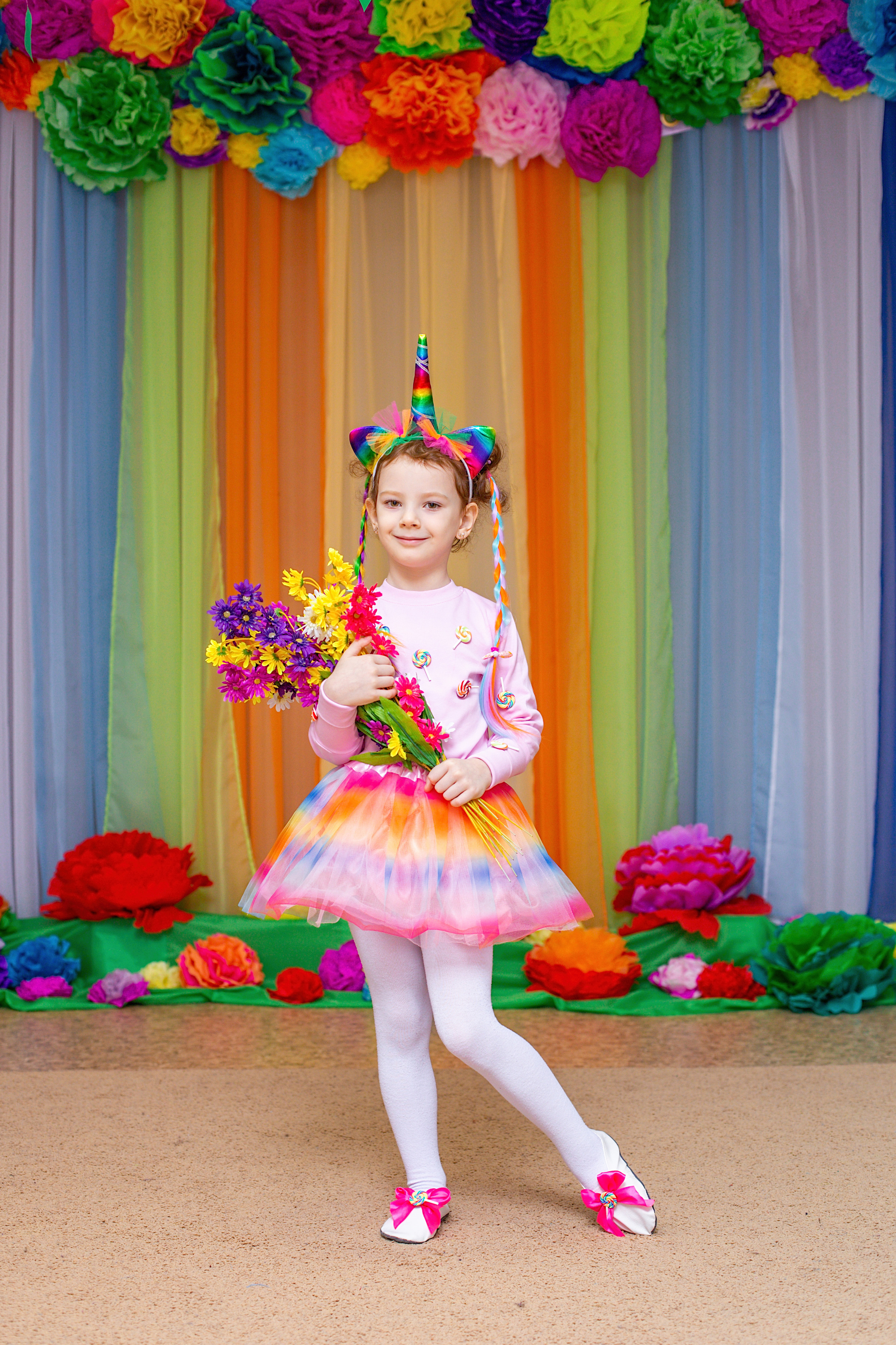 Фото весеннего утренника, группа 11, сад 5. Фотограф Аня Самофалова