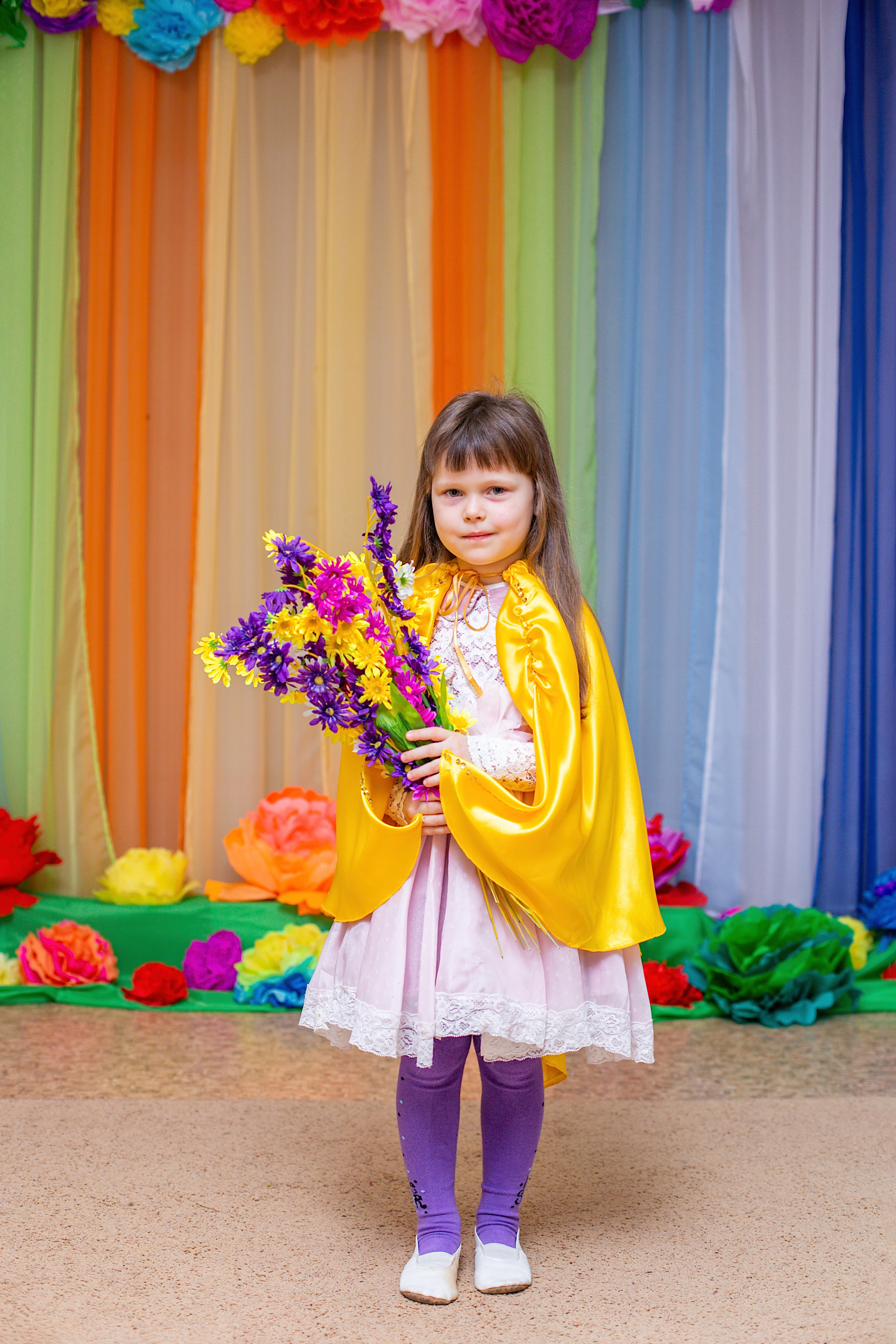 Фото весеннего утренника, группа 11, сад 5. Фотограф Аня Самофалова