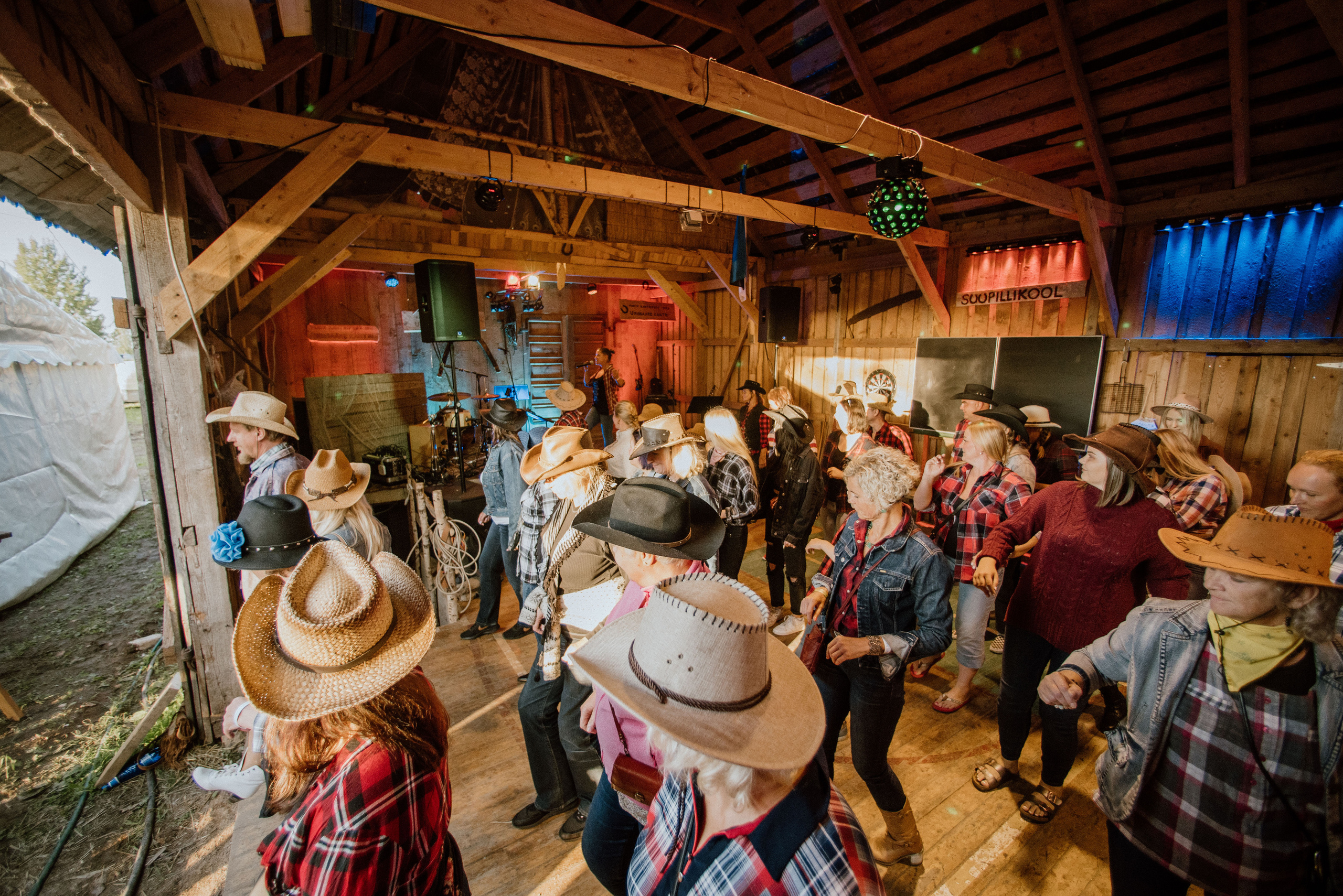 Urisaare 2021, Kantry festival. Pulmafotograaf ja videograaf Eestis, Tallinn