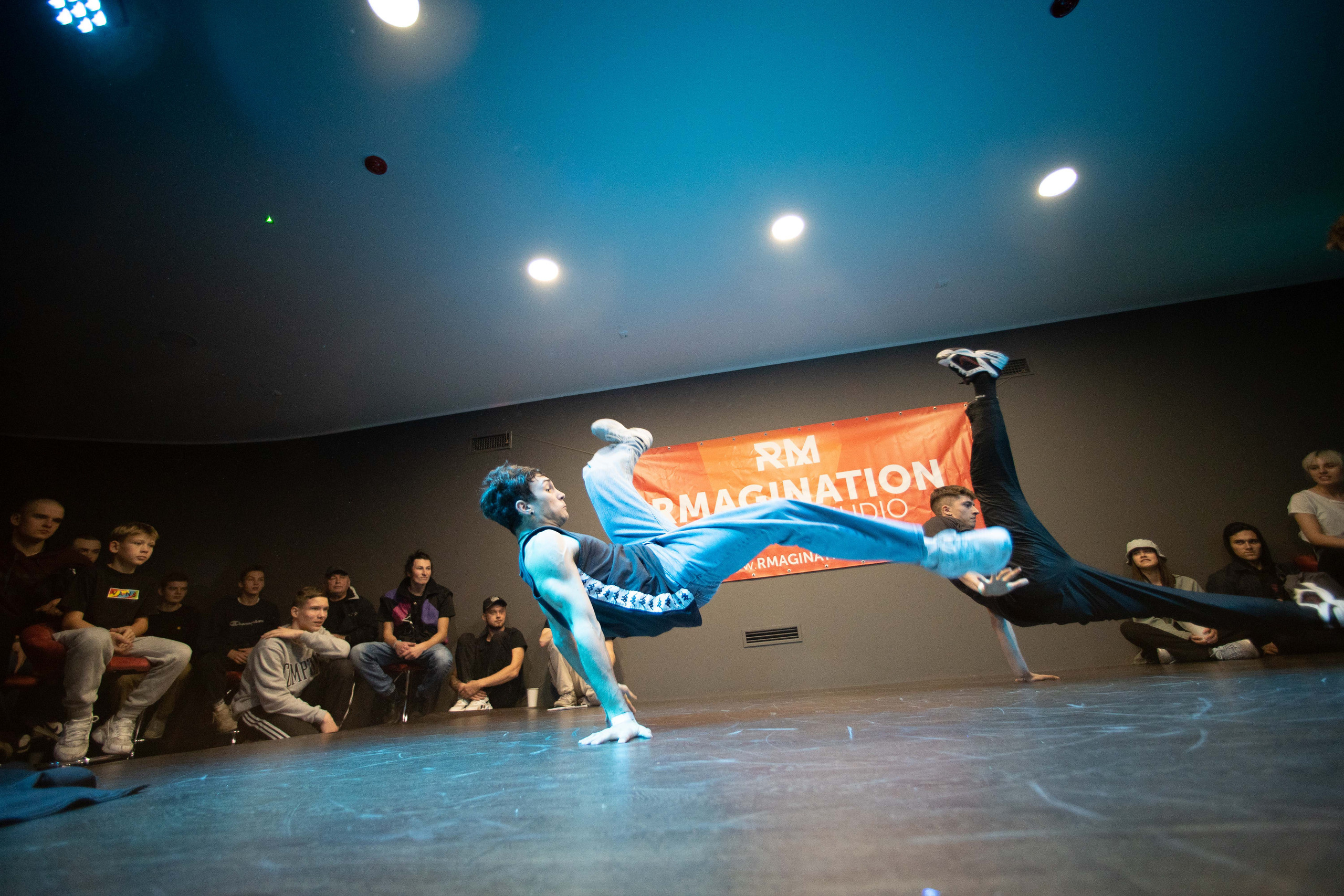 RMagination. Wedding and Family Photographer