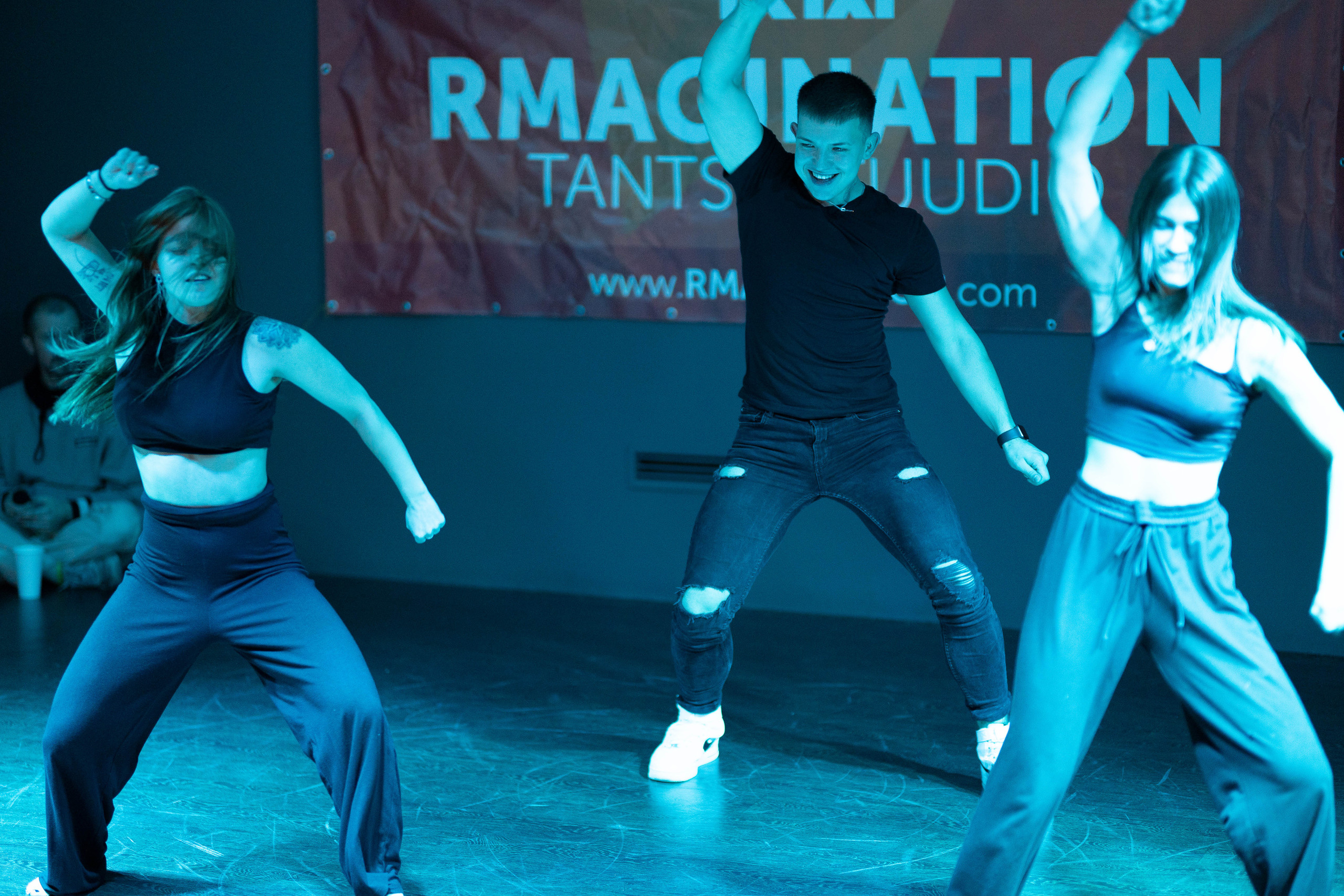 RMagination. Wedding and Family Photographer