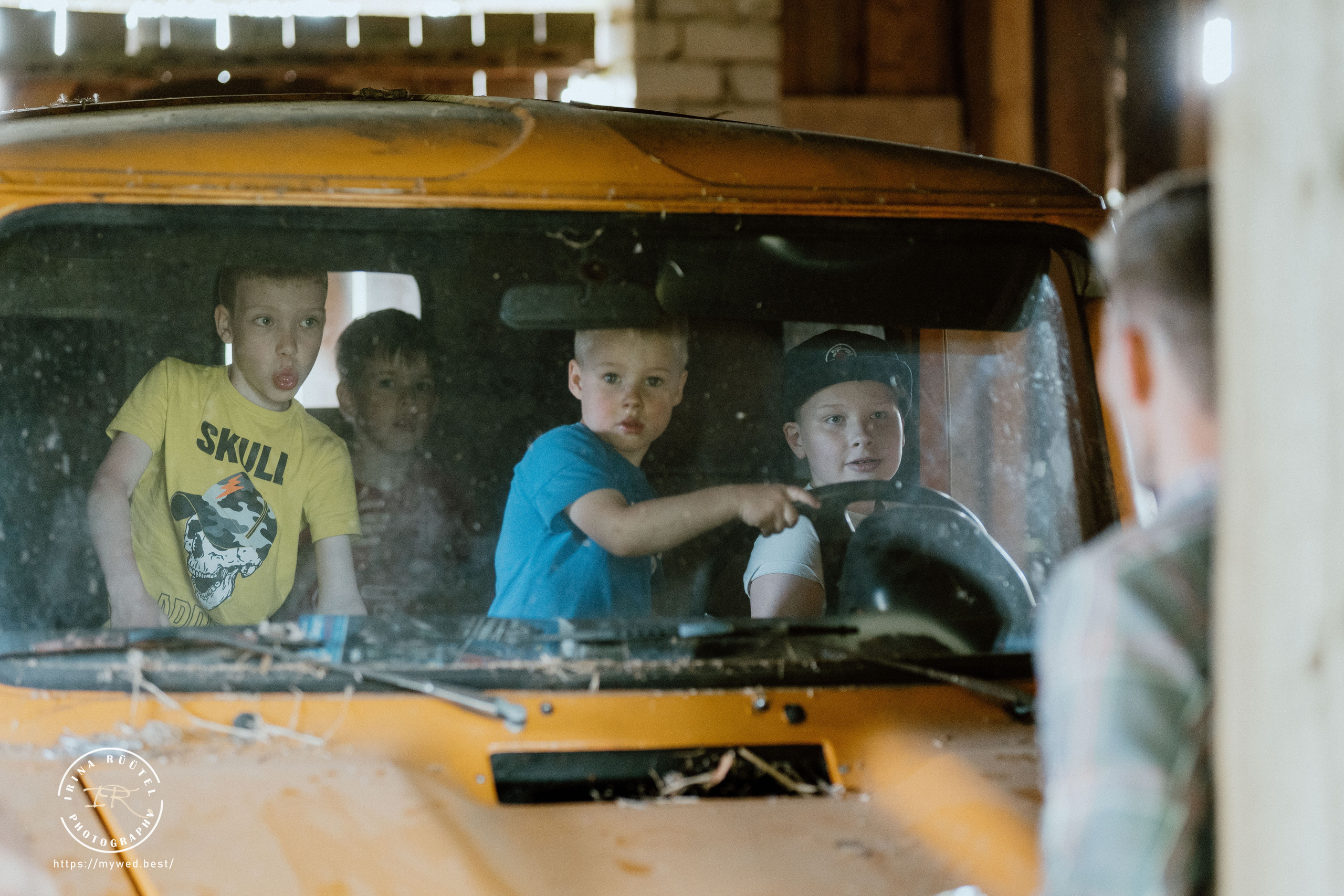Salooga. Saaremaa. Wedding and Family Photographer