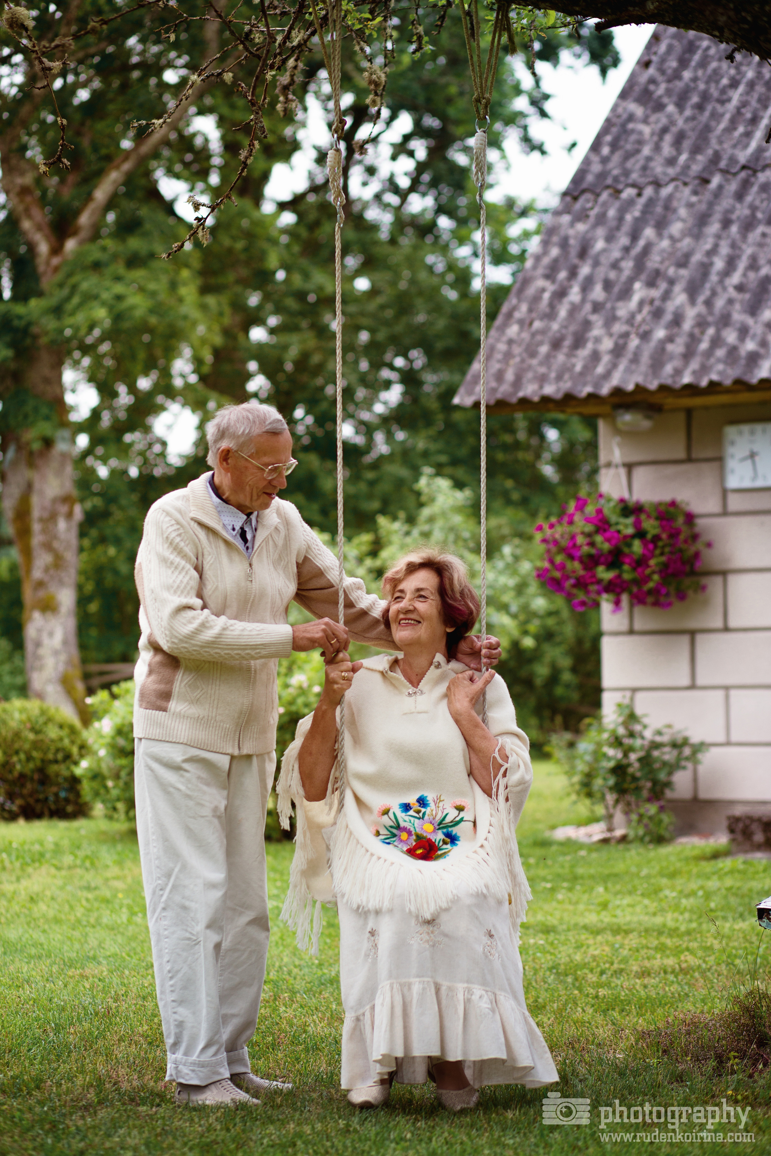 Aire&Vello. 50 years together. Wedding and Family Photographer
