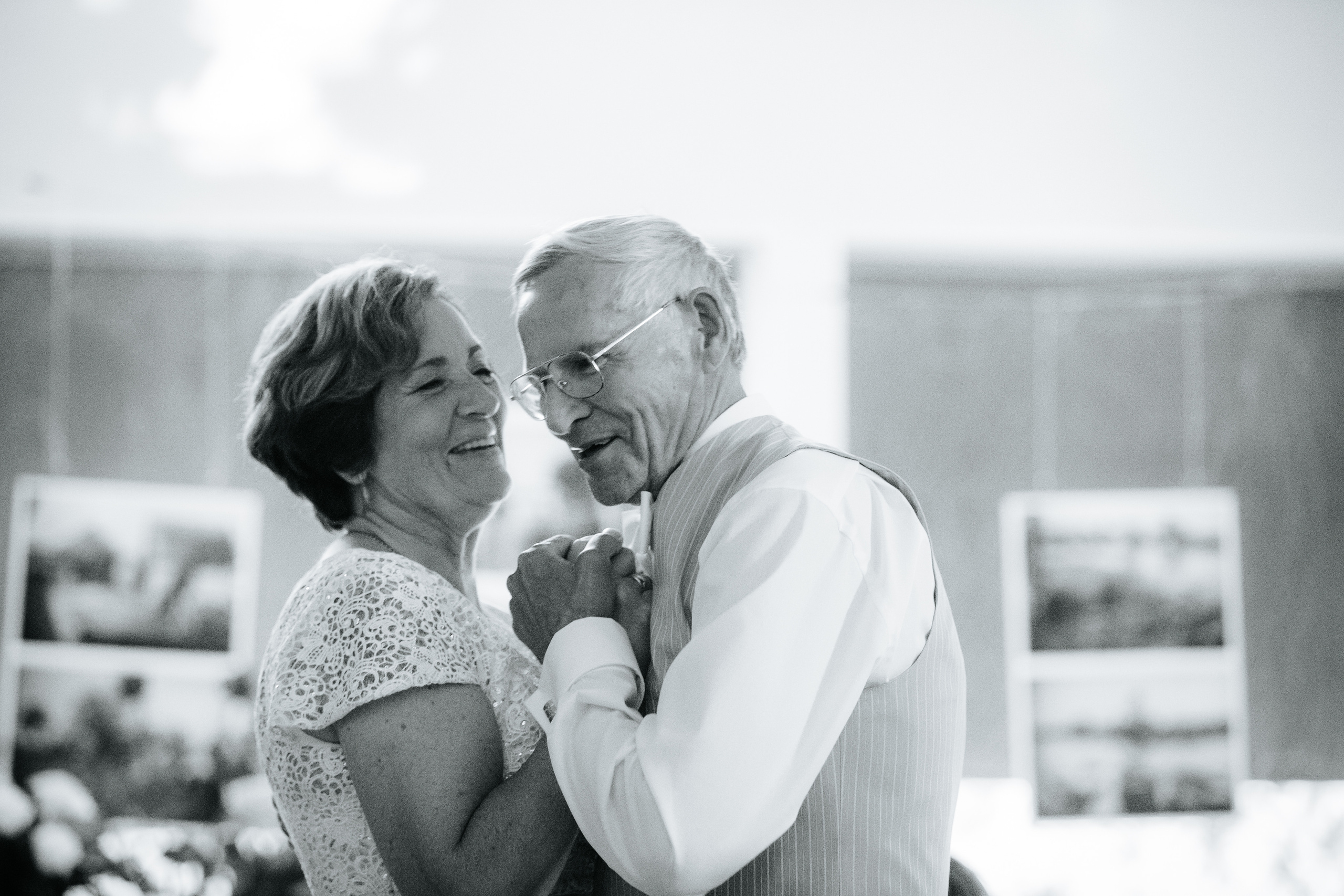 Aire&Vello. Golden wedding. Wedding and Family Photographer