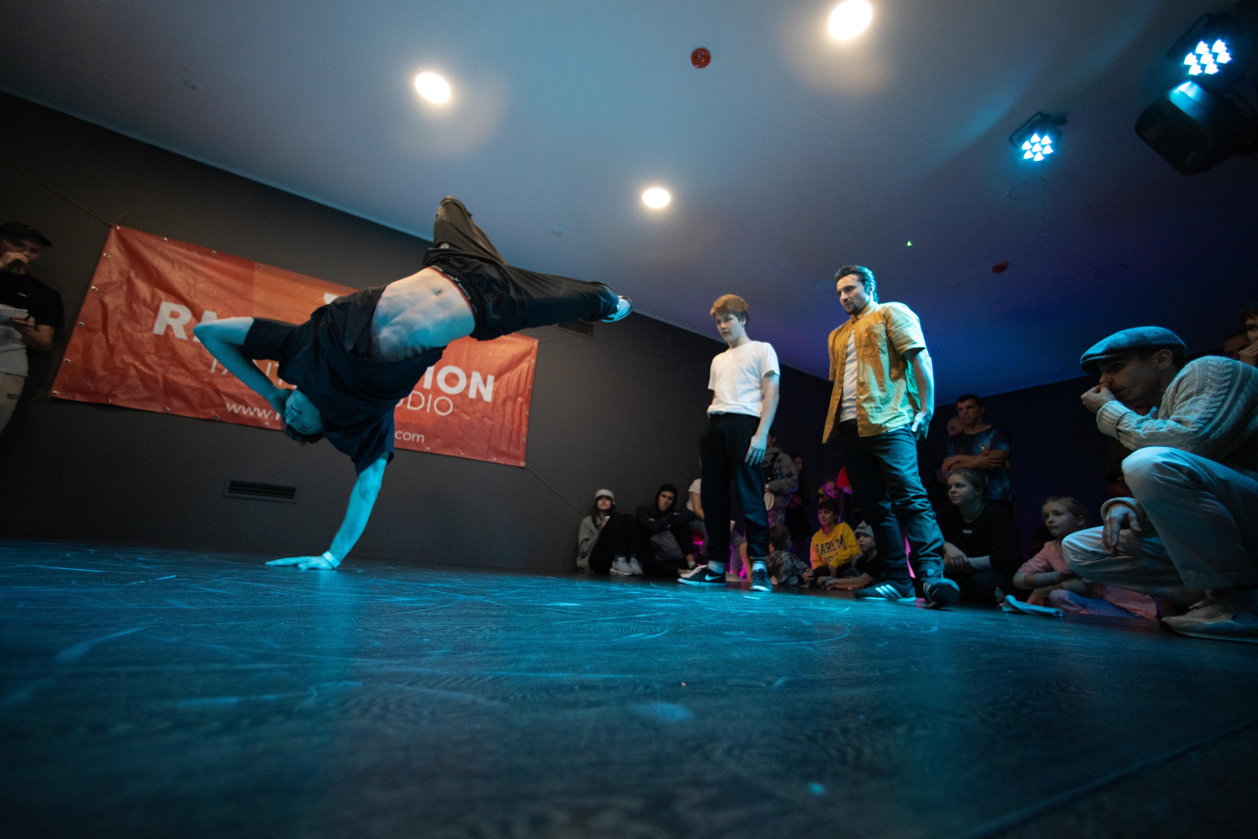 RMagination. Wedding and Family Photographer