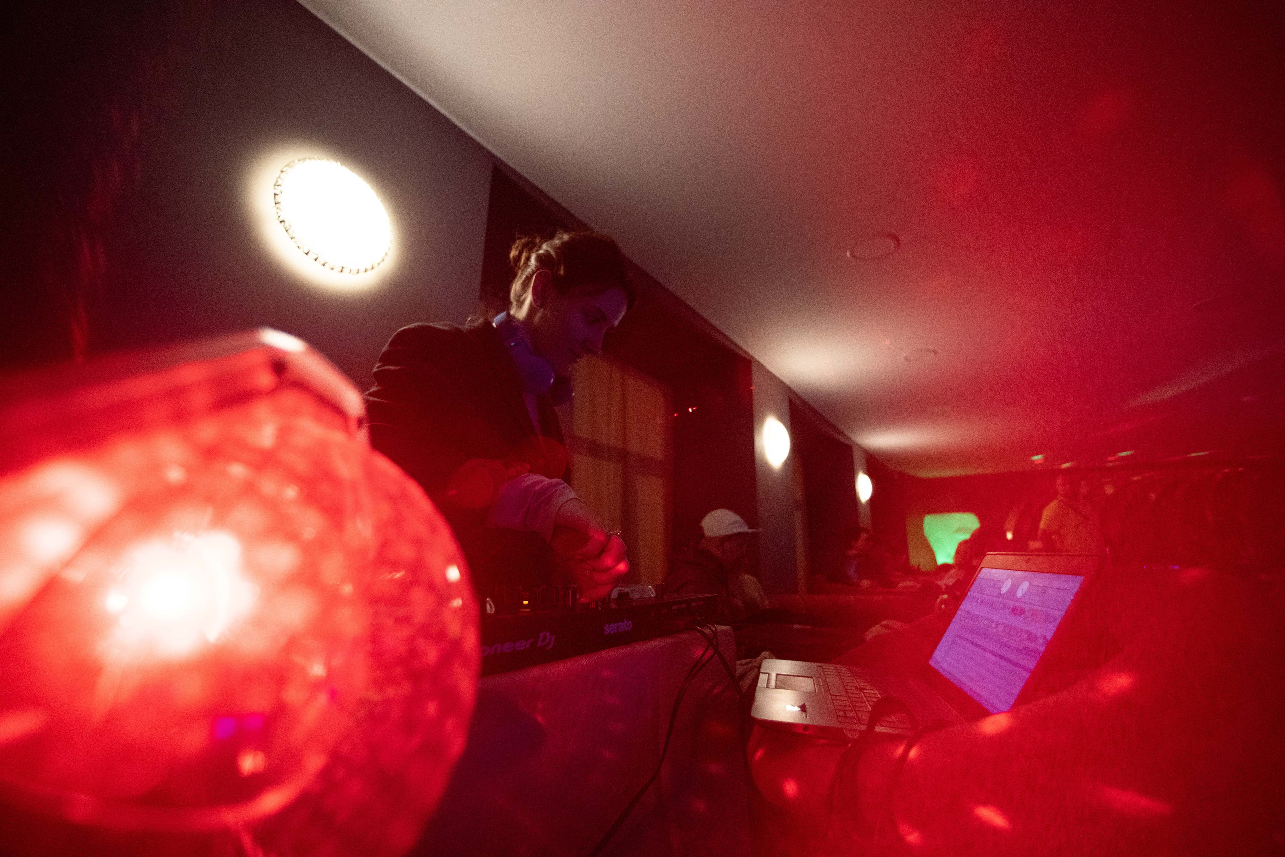 RMagination. Wedding and Family Photographer