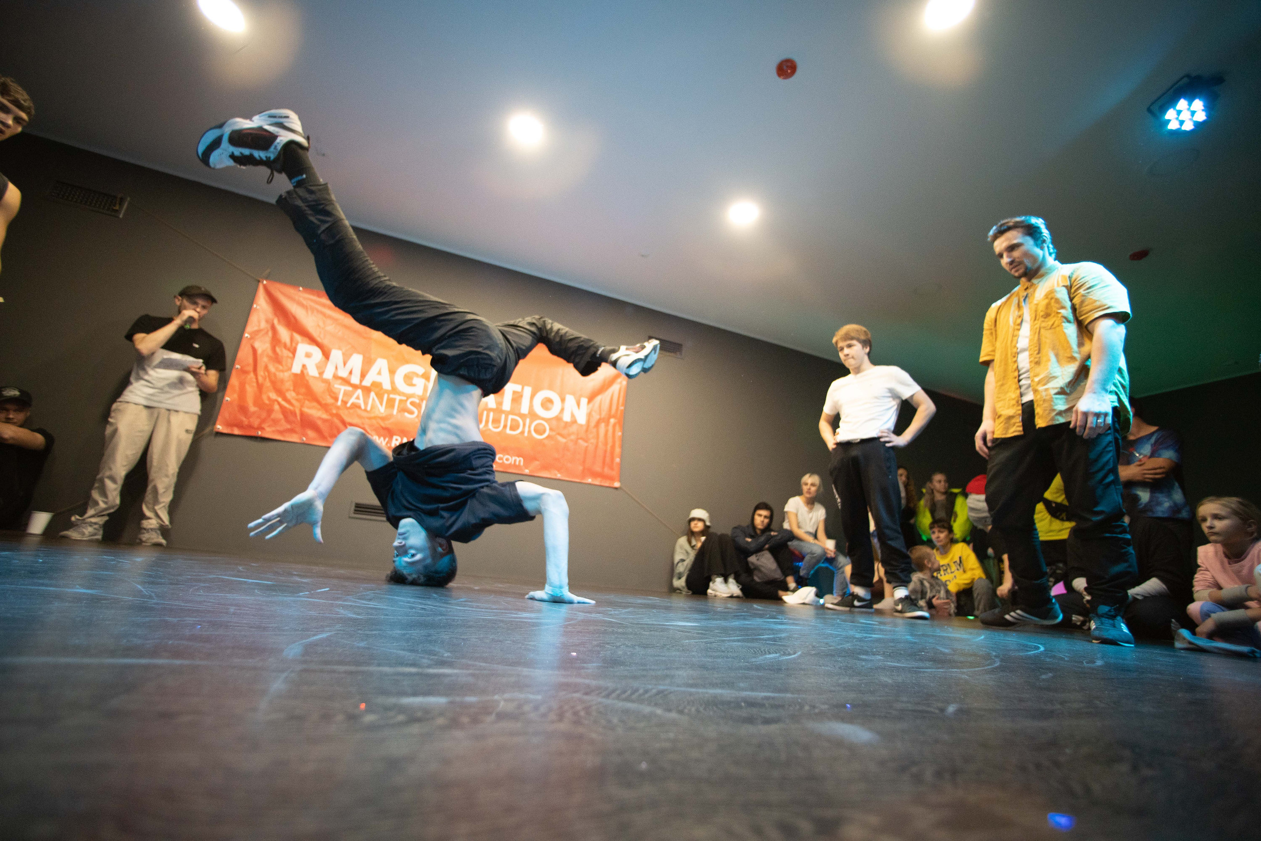 RMagination. Wedding and Family Photographer