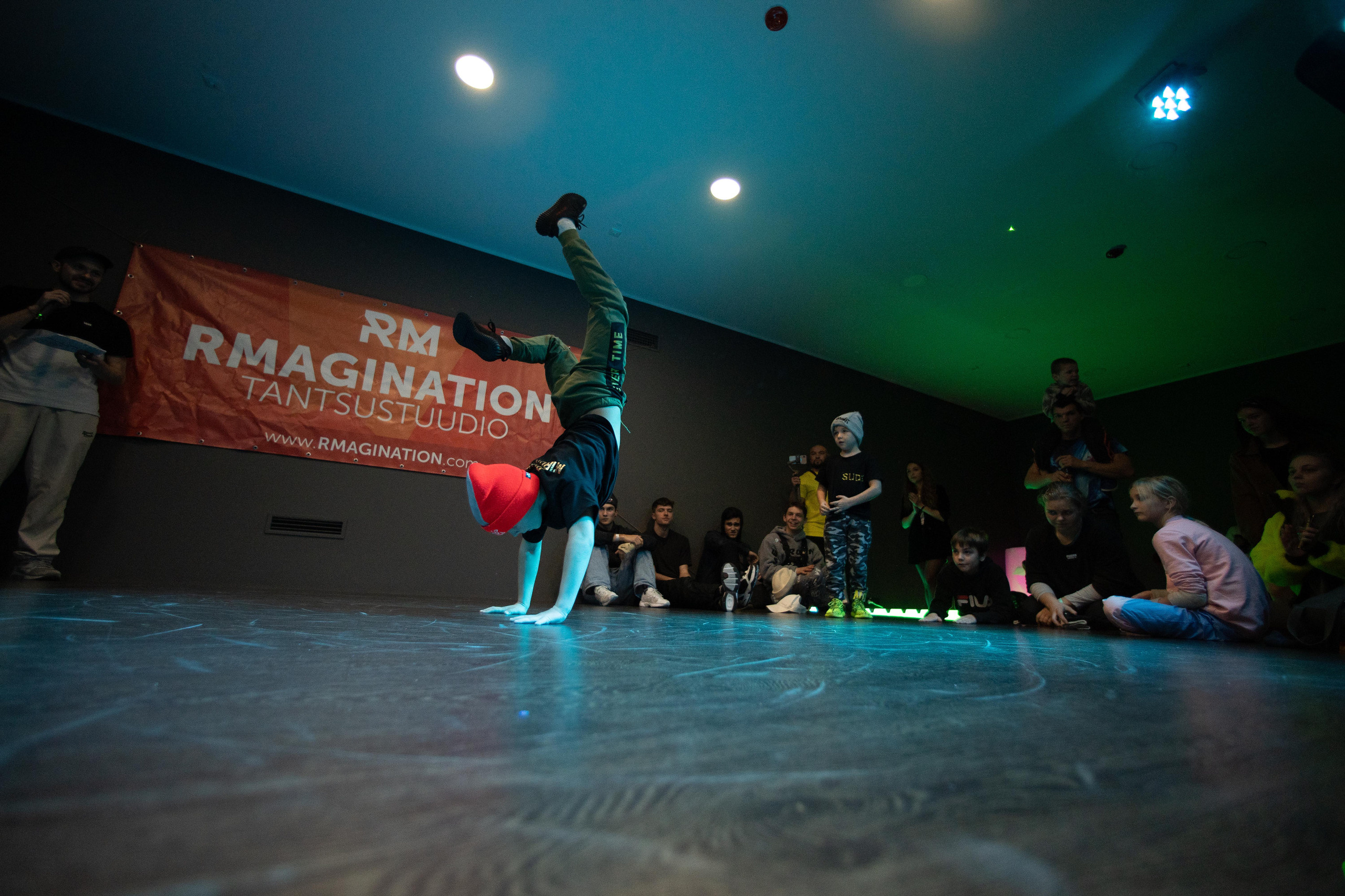 RMagination. Wedding and Family Photographer