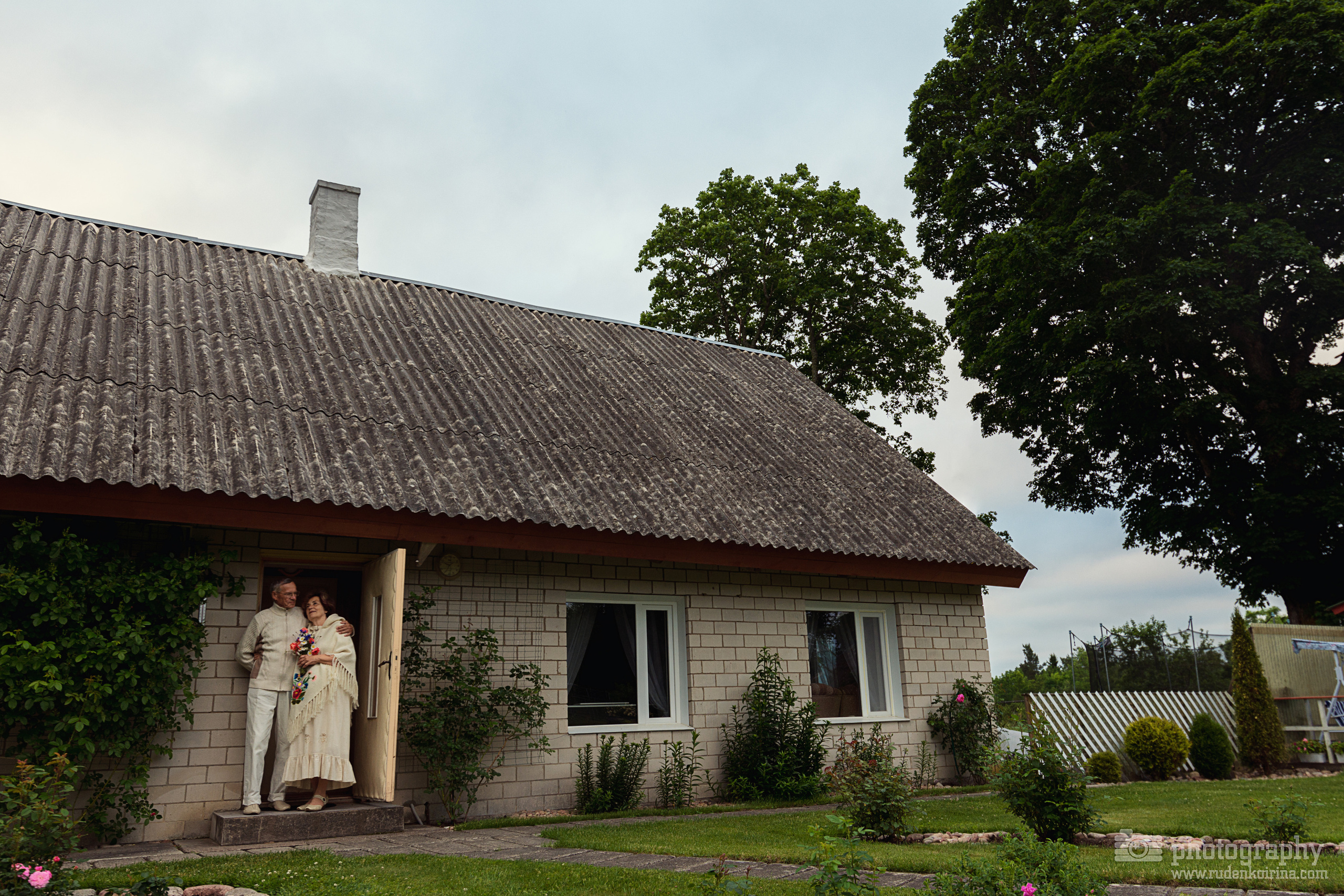 Aire&Vello. 50 years together. Wedding and Family Photographer