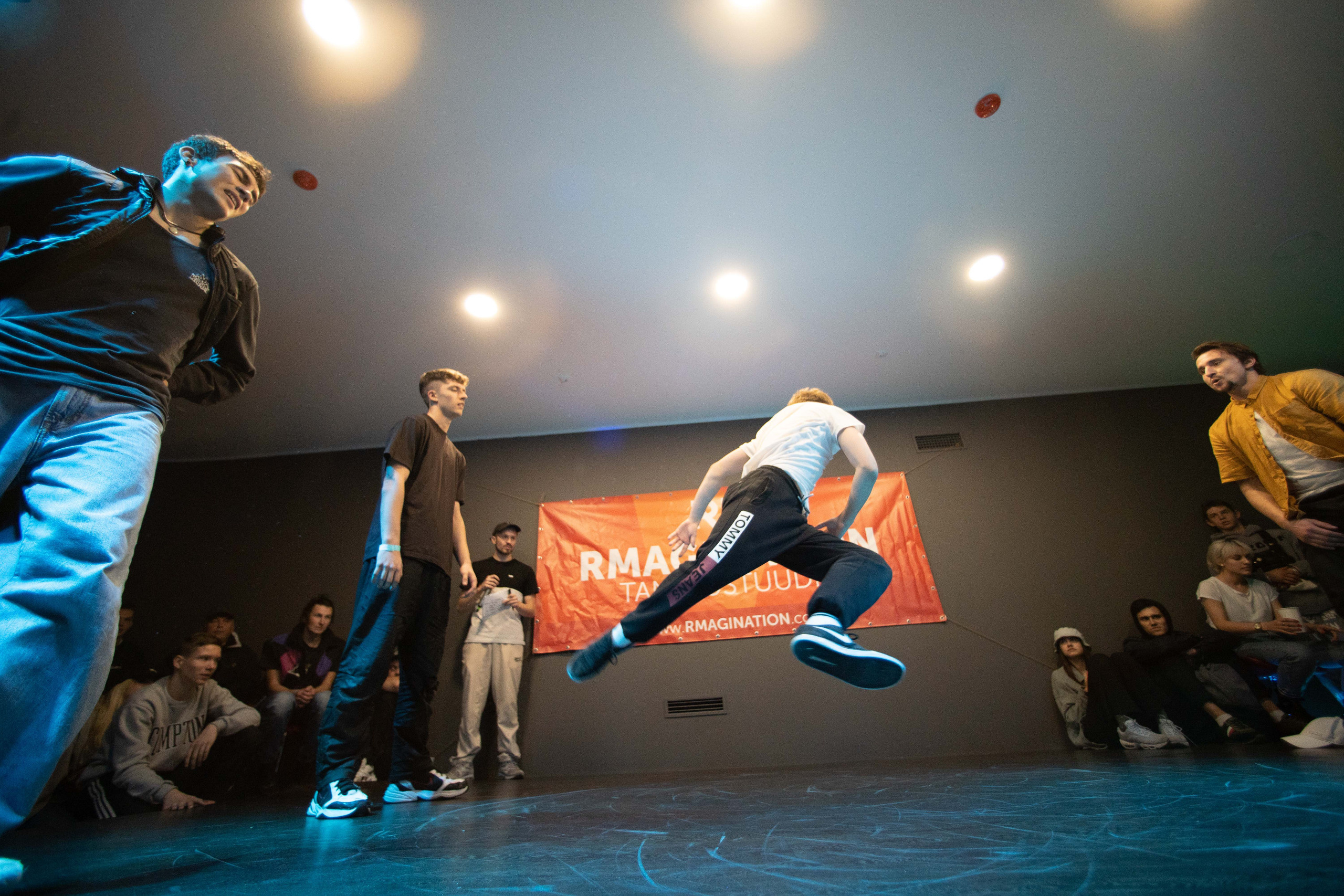 RMagination. Wedding and Family Photographer