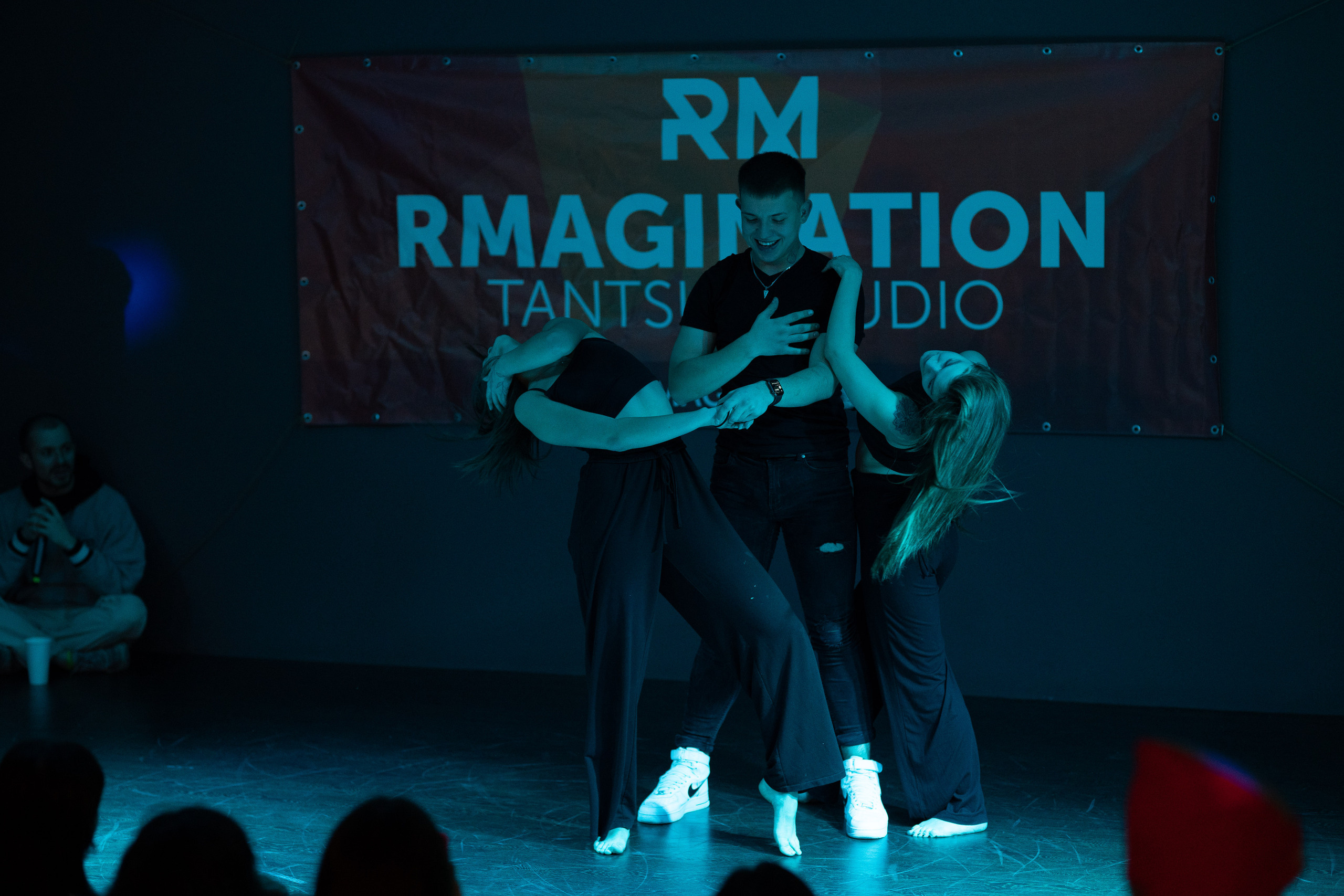 RMagination. Wedding and Family Photographer