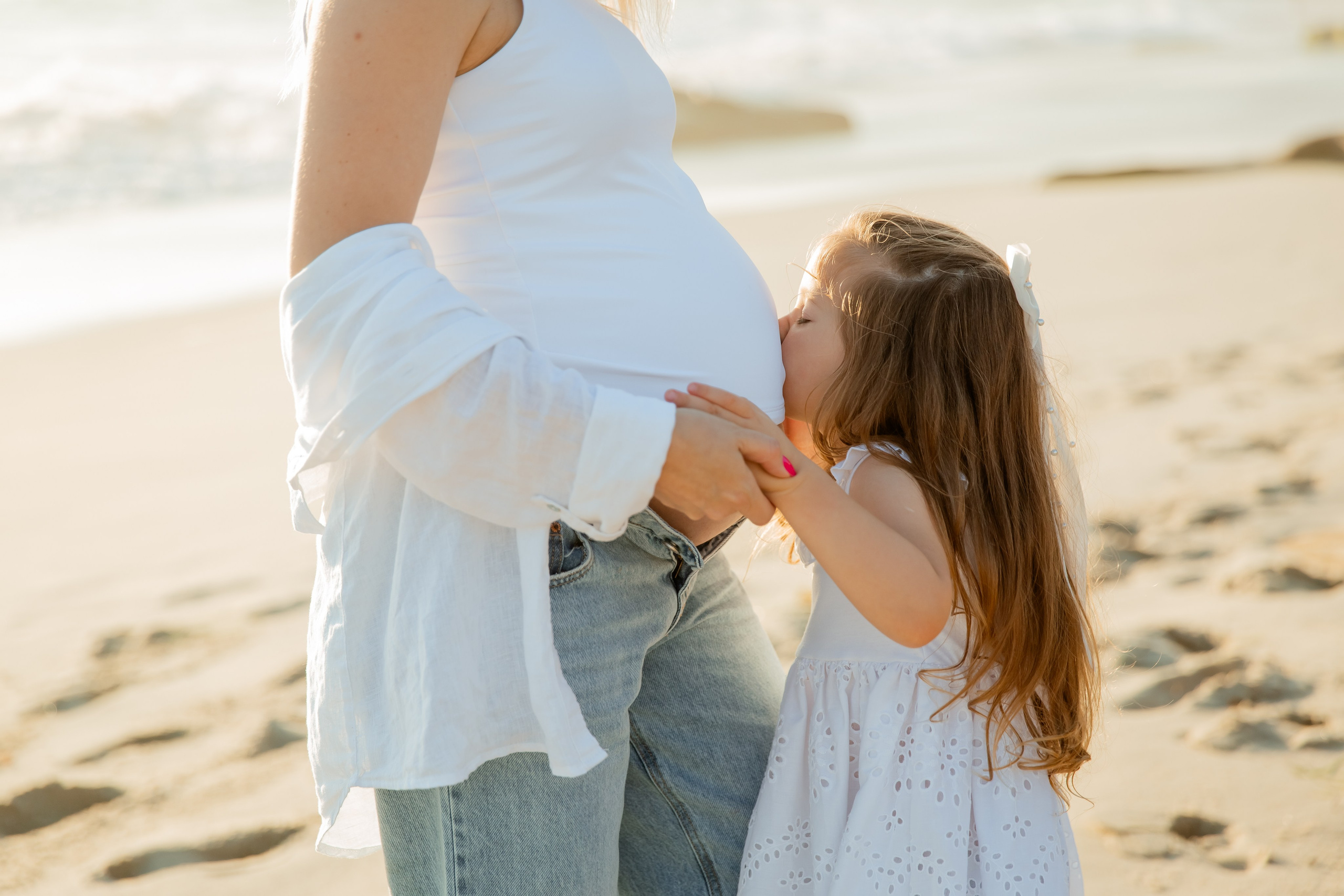 Maternity Photoshoot | La Jolla Beach. Inna Plekhanova | San Diego Photographer