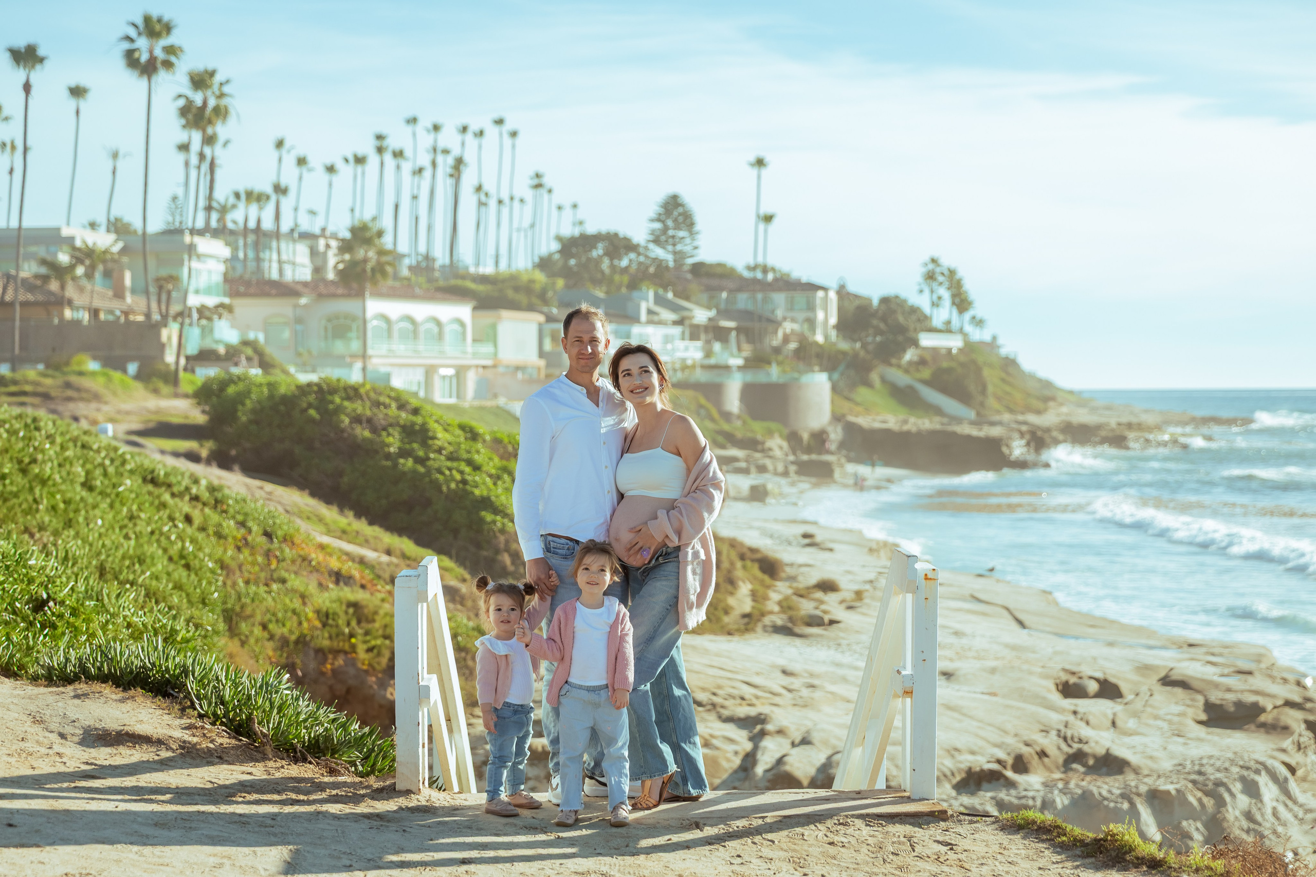 Maternity Photoshoot | La Jolla Beach. Inna Plekhanova | San Diego Photographer