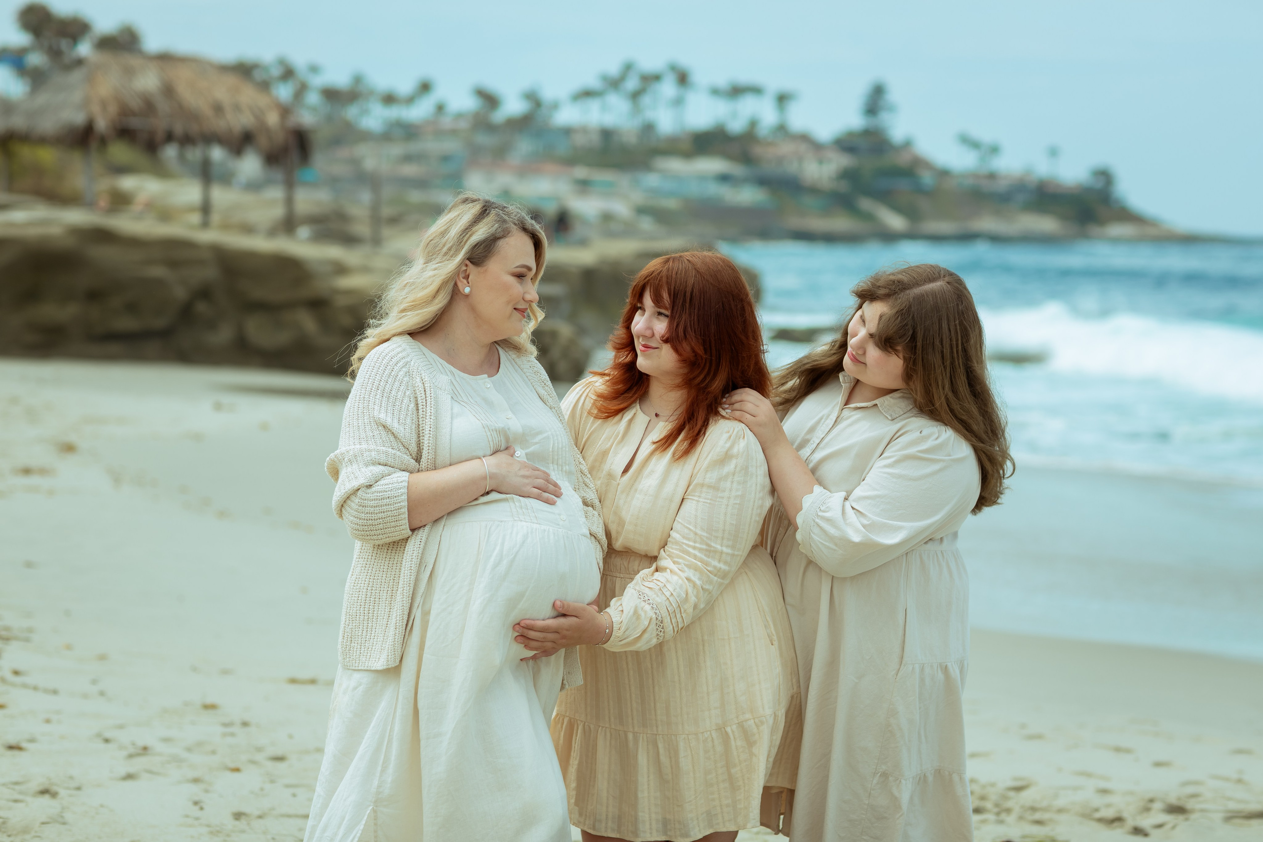 Maternity Photoshoot | La Jolla Beach. Inna Plekhanova | San Diego Photographer