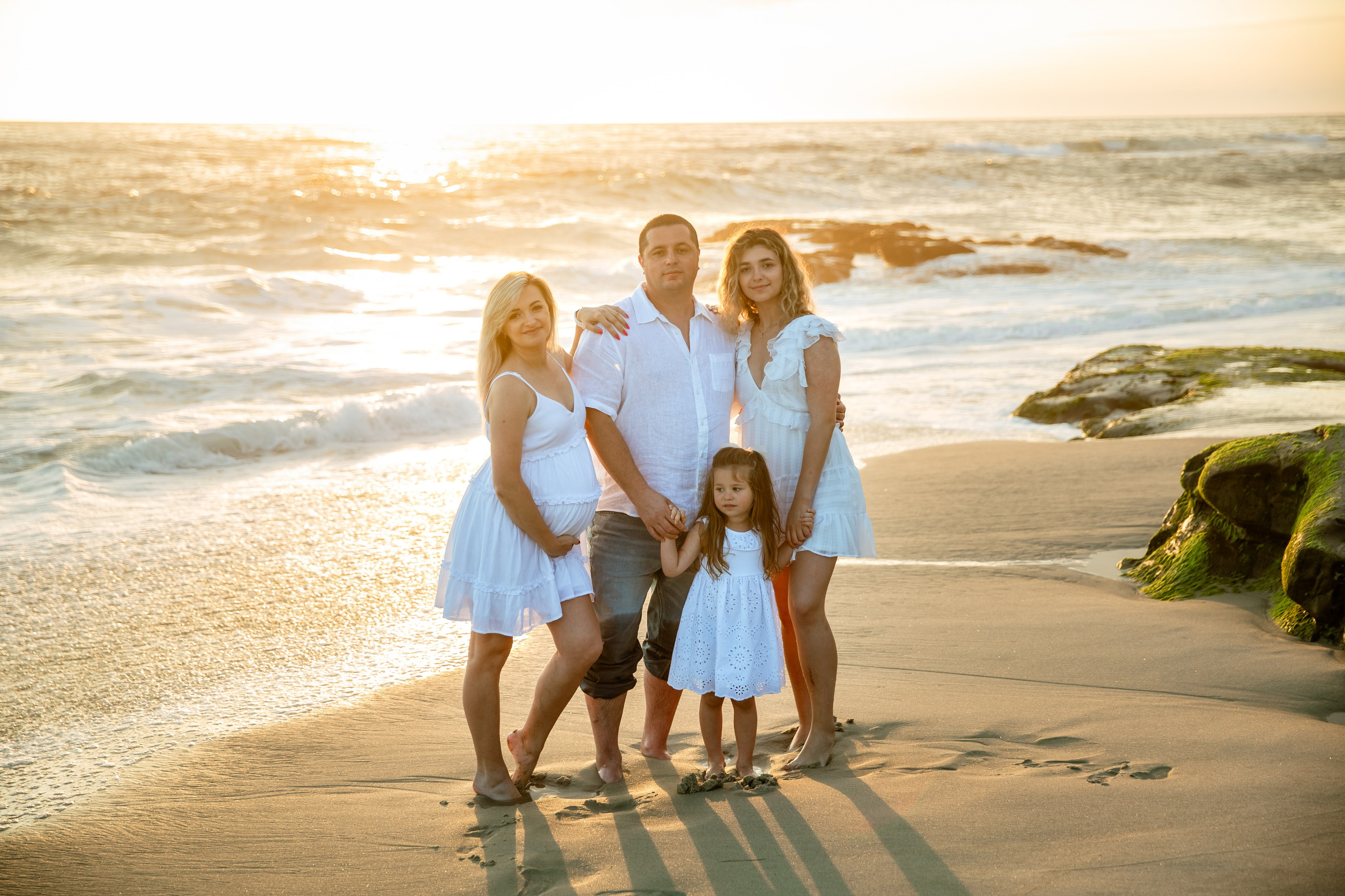 Maternity Photoshoot | La Jolla Beach. Inna Plekhanova | San Diego Photographer