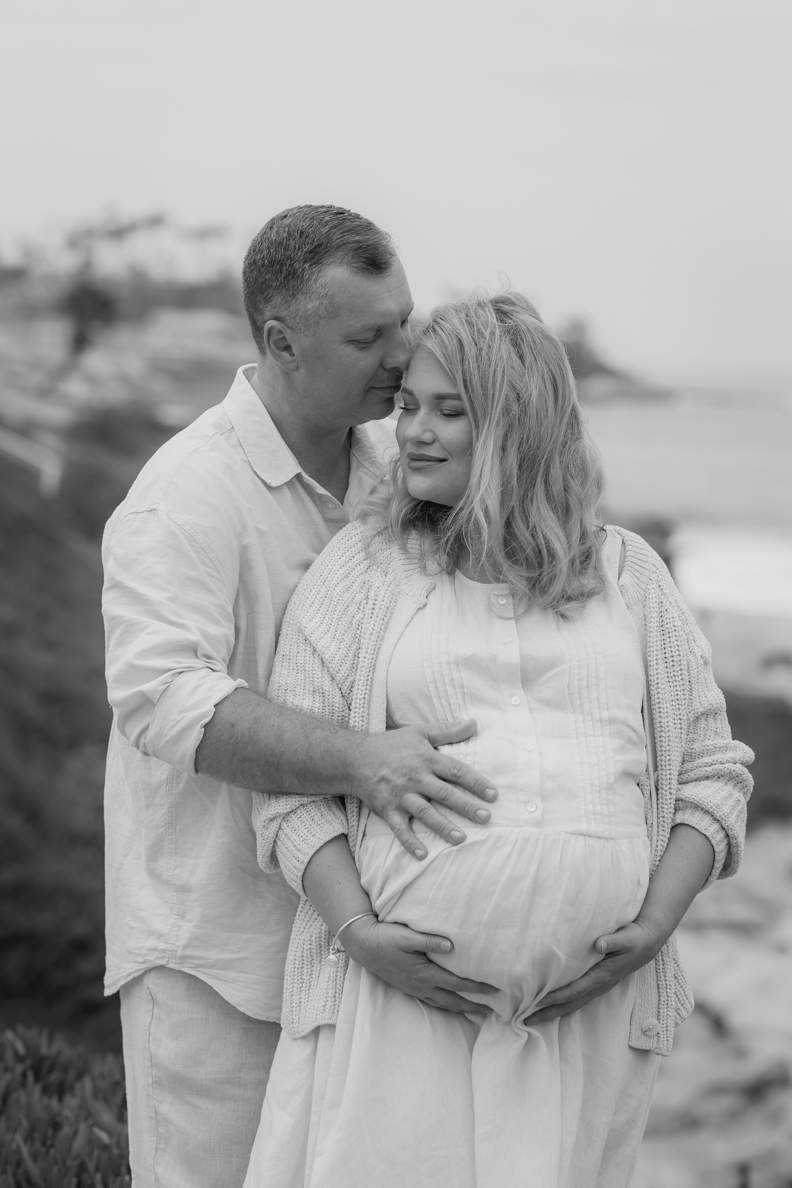 Maternity Photoshoot | La Jolla Beach. Inna Plekhanova | San Diego Photographer