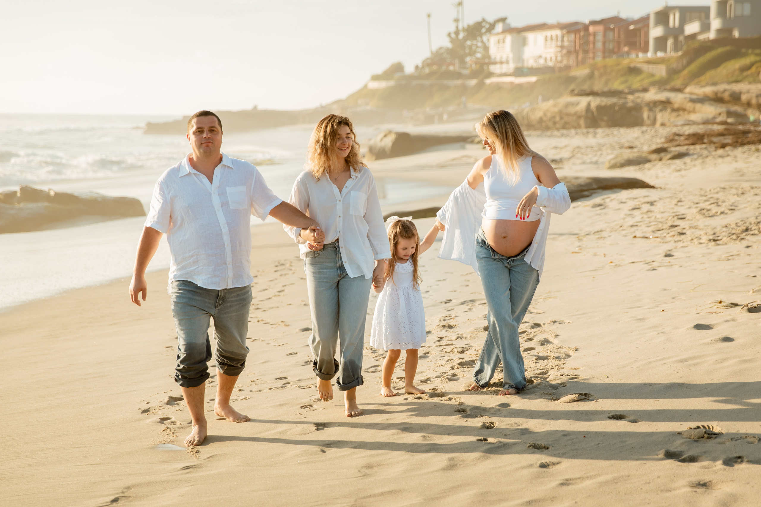 Maternity Photoshoot | La Jolla Beach. Inna Plekhanova | San Diego Photographer