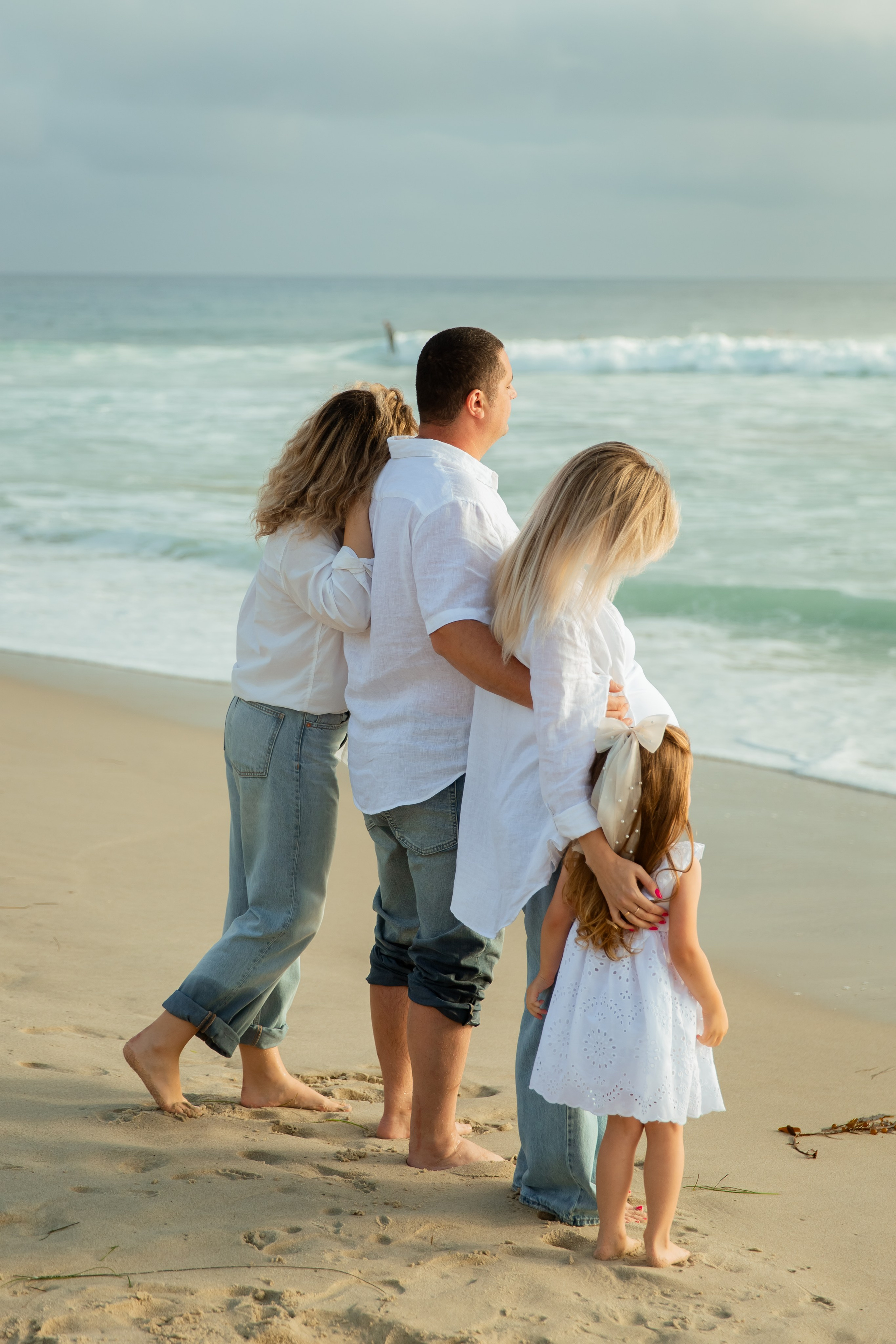 Maternity Photoshoot | La Jolla Beach. Inna Plekhanova | San Diego Photographer