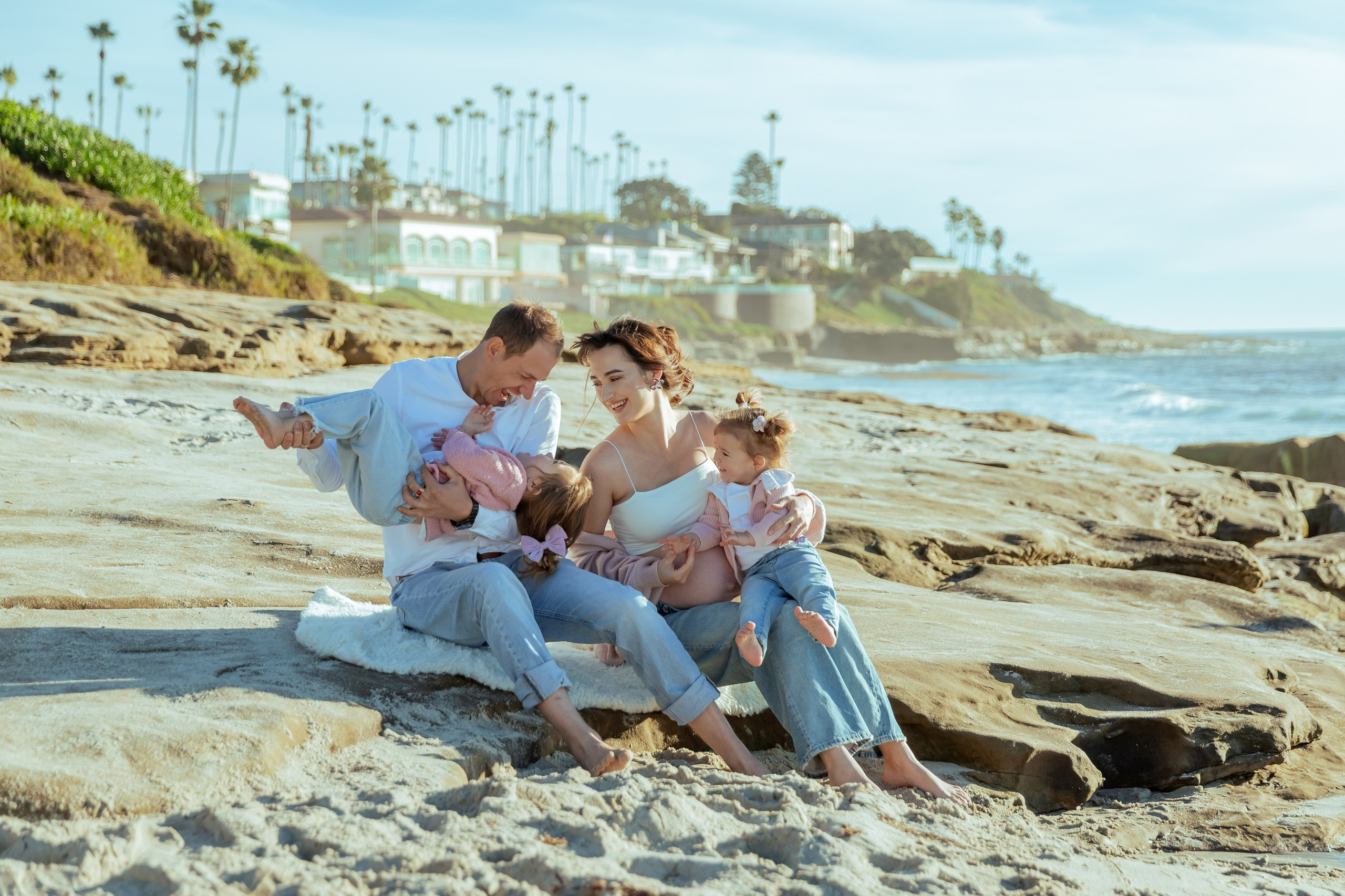 Maternity Photoshoot | La Jolla Beach. Inna Plekhanova | San Diego Photographer
