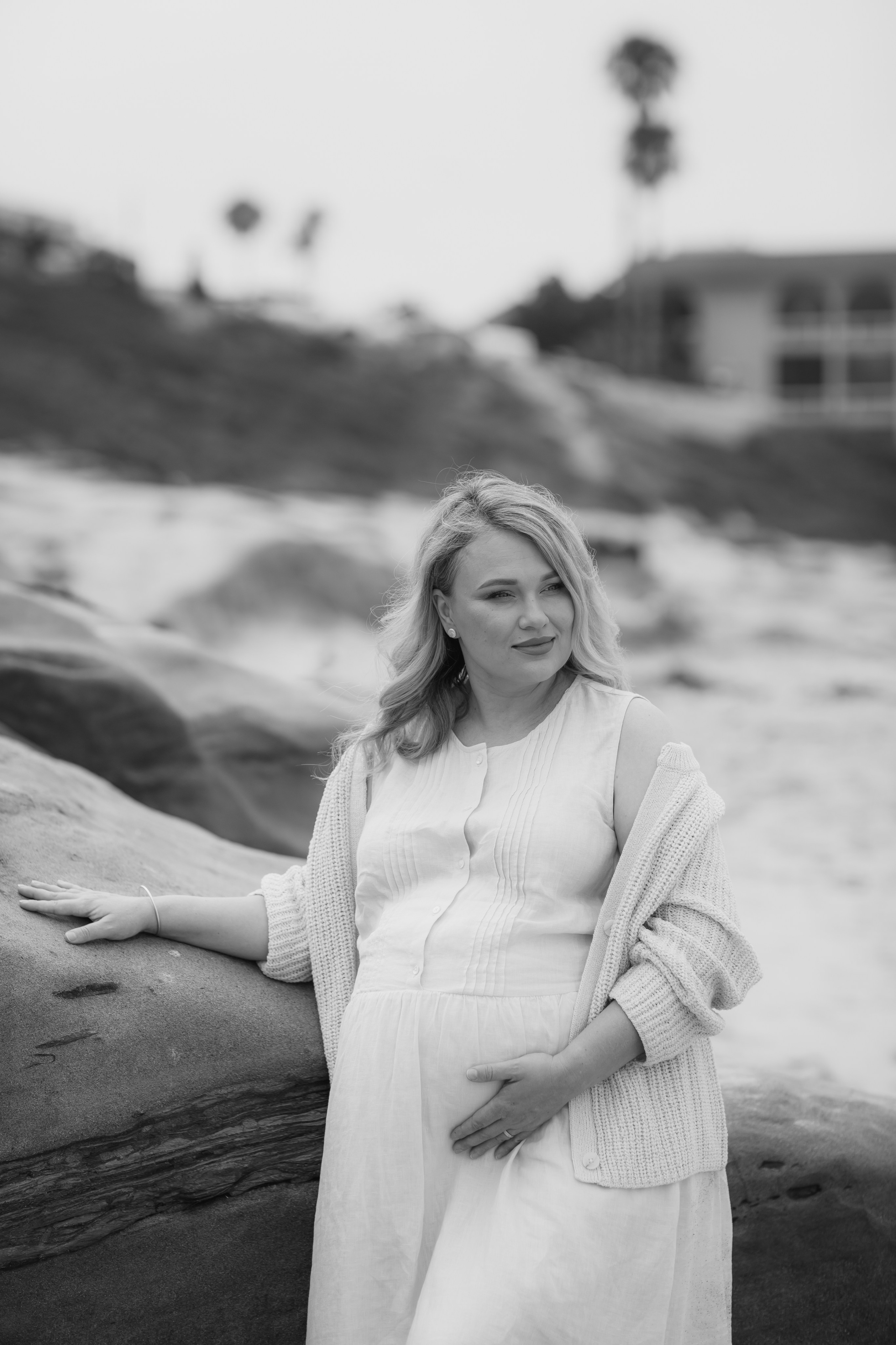 Maternity Photoshoot | La Jolla Beach. Inna Plekhanova | San Diego Photographer