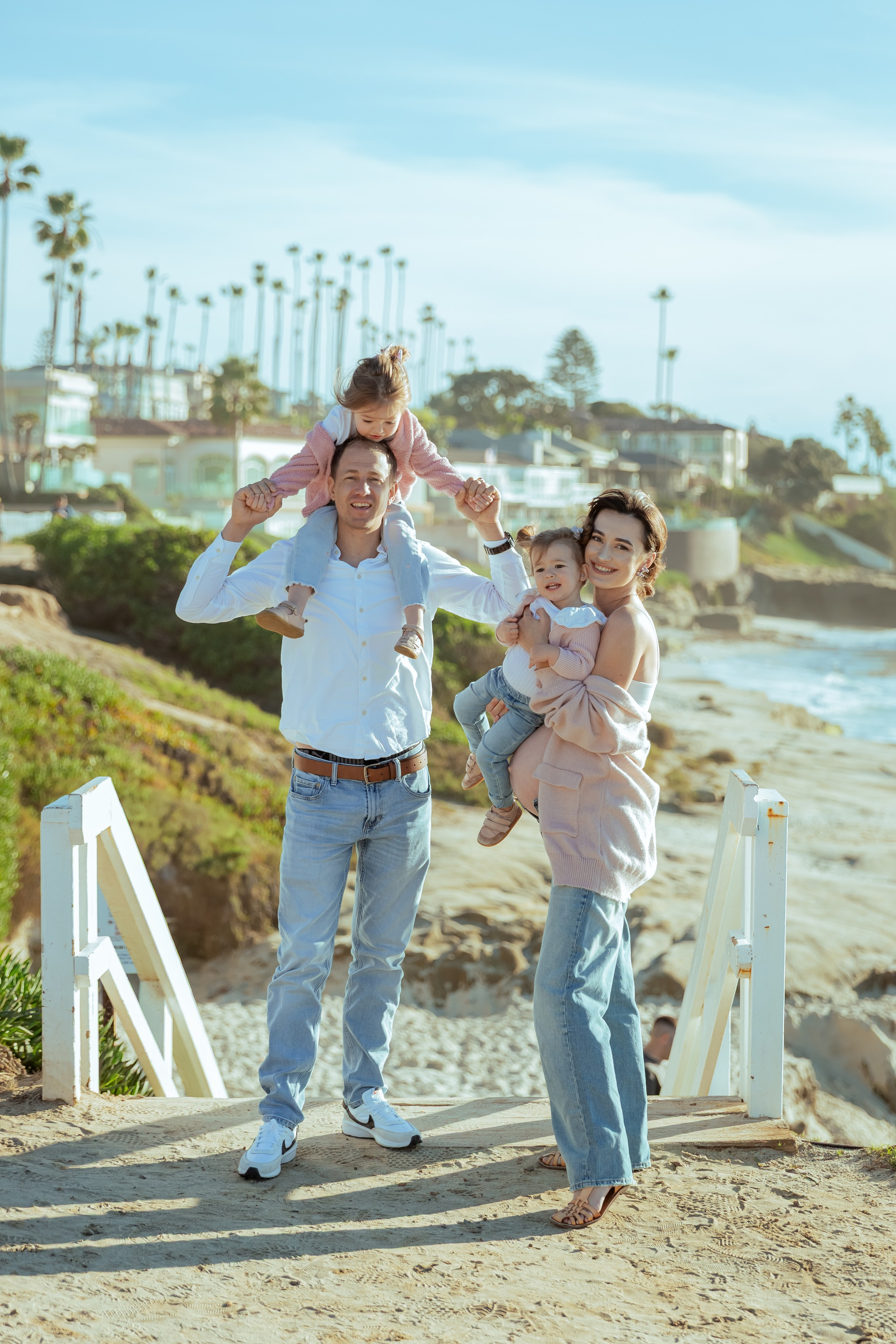 Maternity Photoshoot | La Jolla Beach. Inna Plekhanova | San Diego Photographer